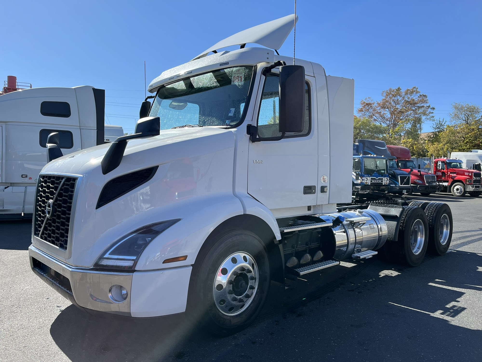 2024 Volvo VNR 1060450-01 2024 Volvo VNR 1060450-01