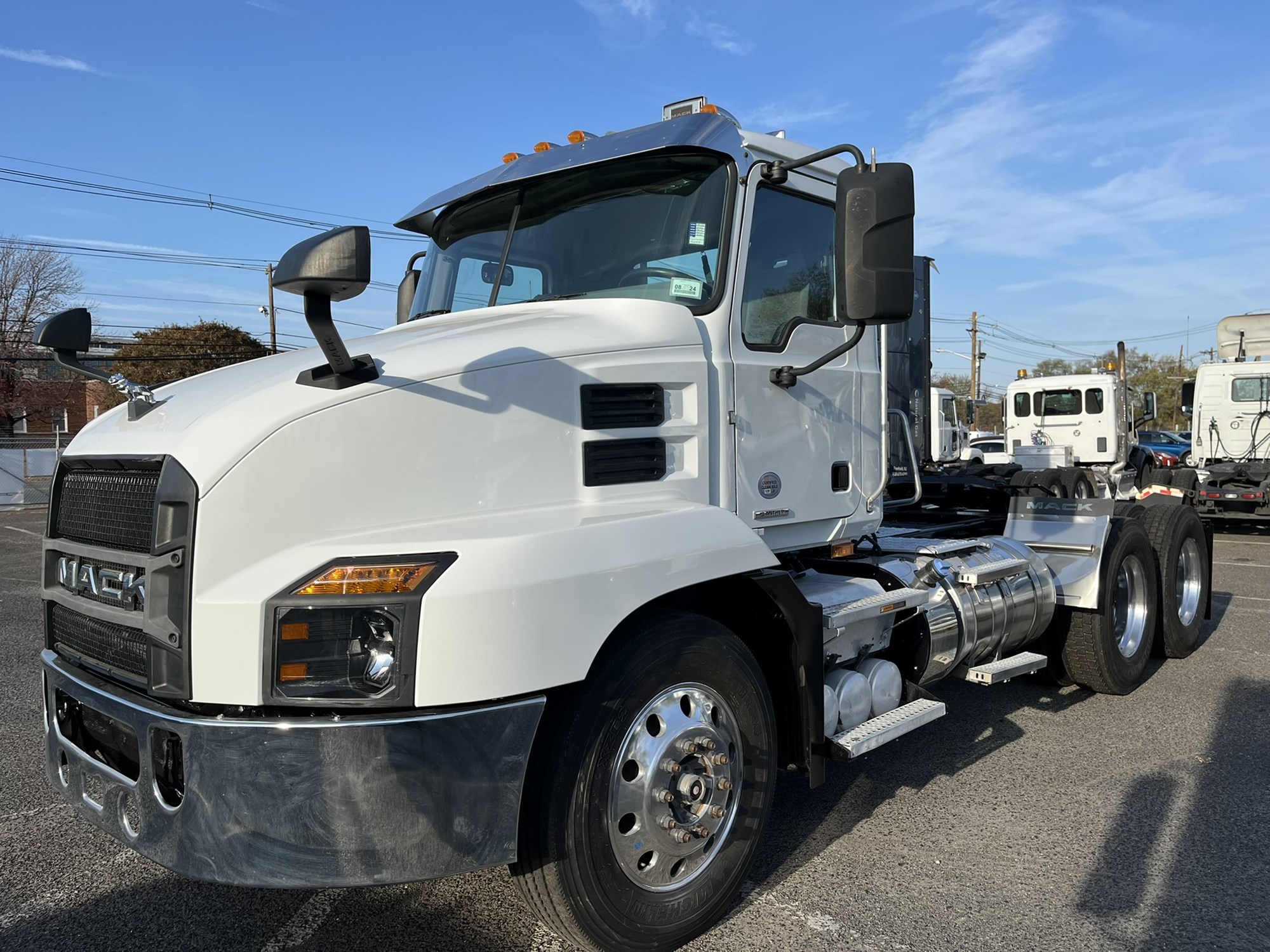 2020 MACK ANTHEM 1000477-01 2020 MACK ANTHEM 1000477-01