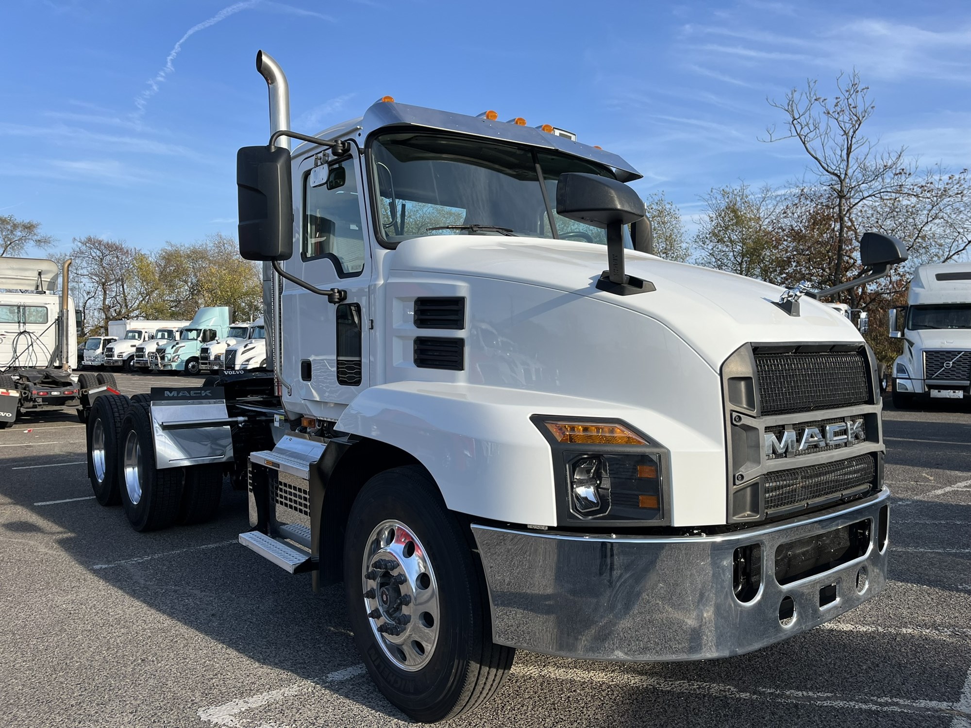 2020 MACK ANTHEM 1000477-02 2020 MACK ANTHEM 1000477-02