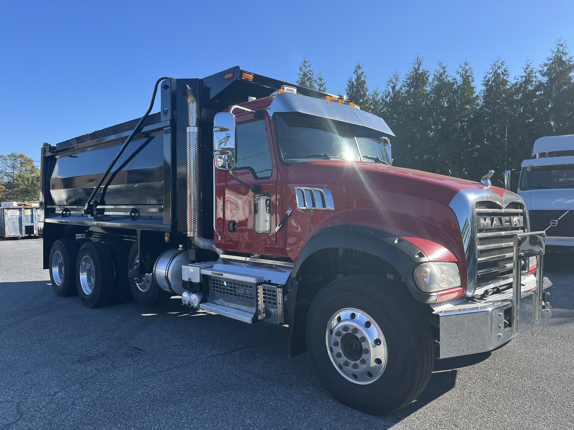 2019 MACK GR64 1052506-06 2019 MACK GR64 1052506-06