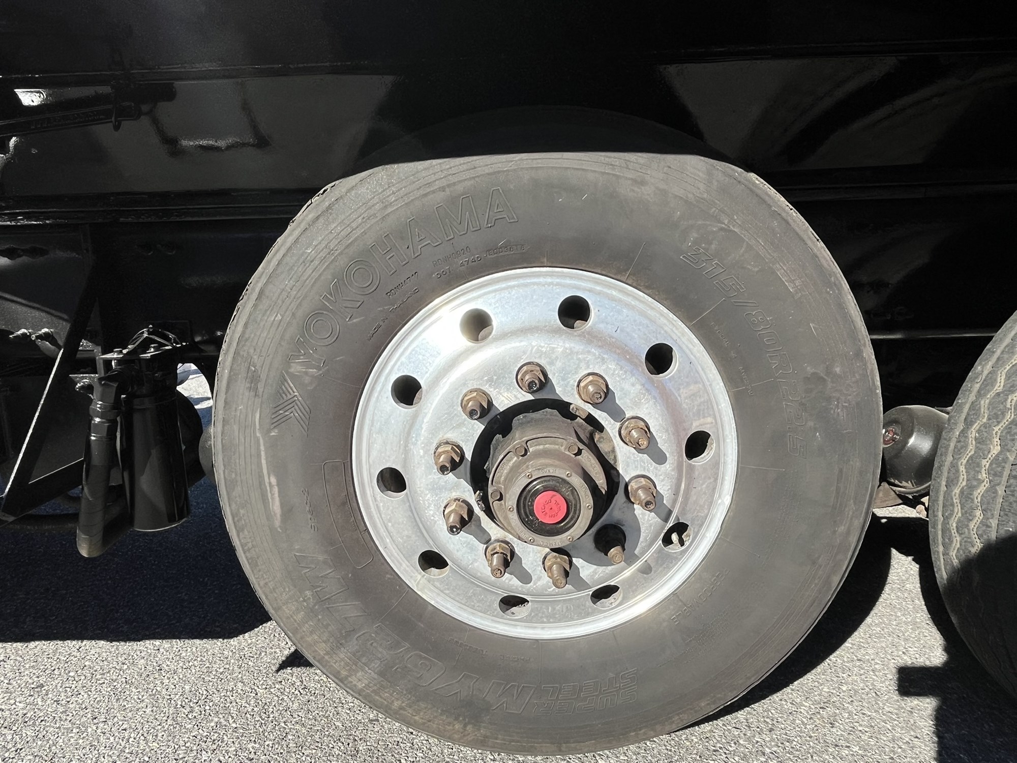 2019 MACK GR64 1052506-19 2019 MACK GR64 1052506-19