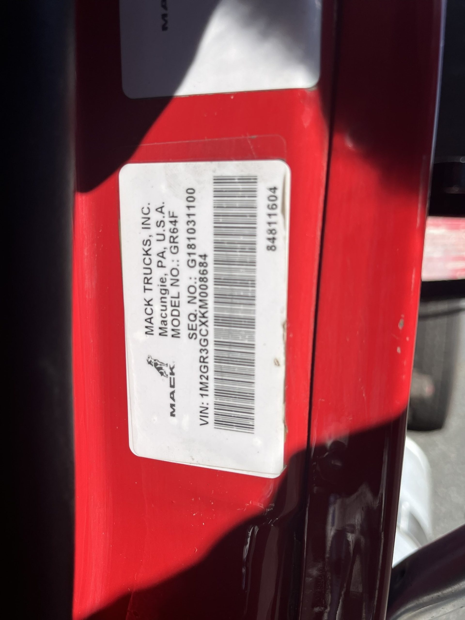 2019 MACK GR64 1052506-27 2019 MACK GR64 1052506-27