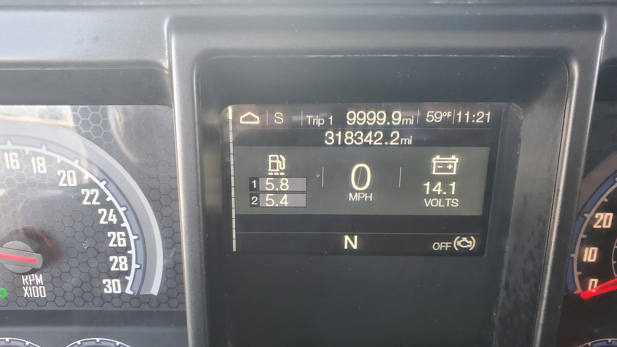 2019 MACK GR64 1052506-05 2019 MACK GR64 1052506-05