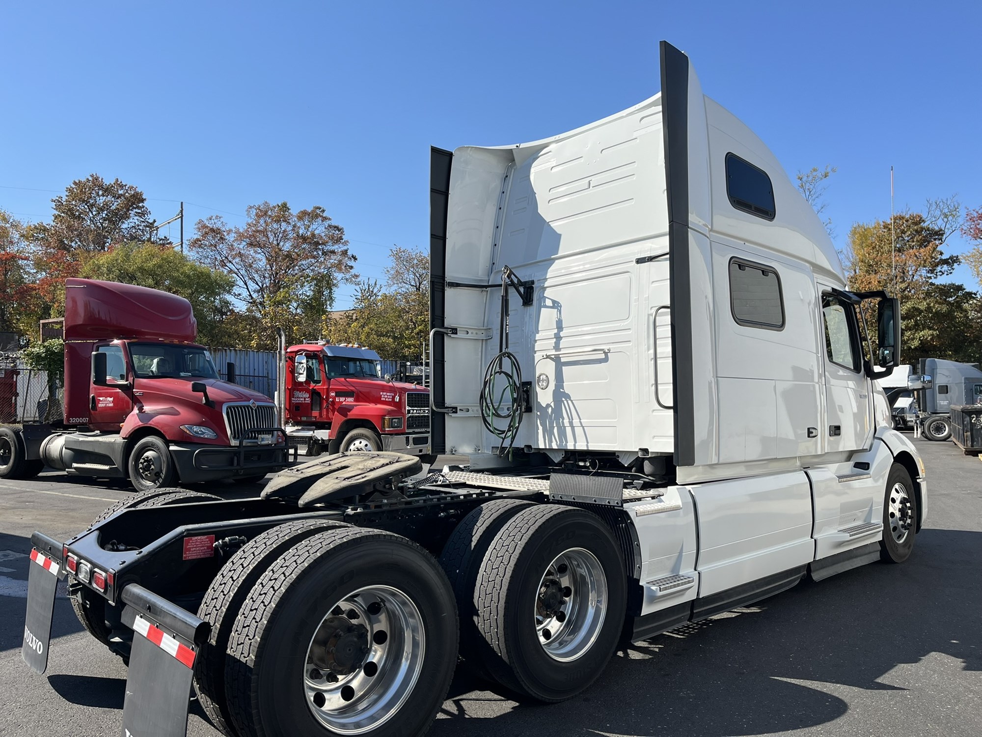 2024 Volvo VNL 860 1063746-03 2024 Volvo VNL 860 1063746-03
