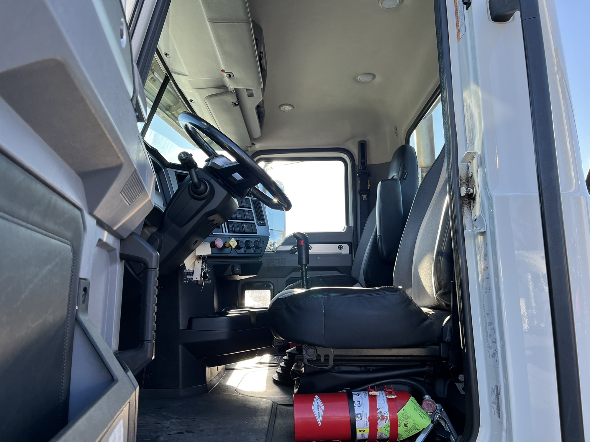 2019 MACK PINNACLE 1000576-09 2019 MACK PINNACLE 1000576-09