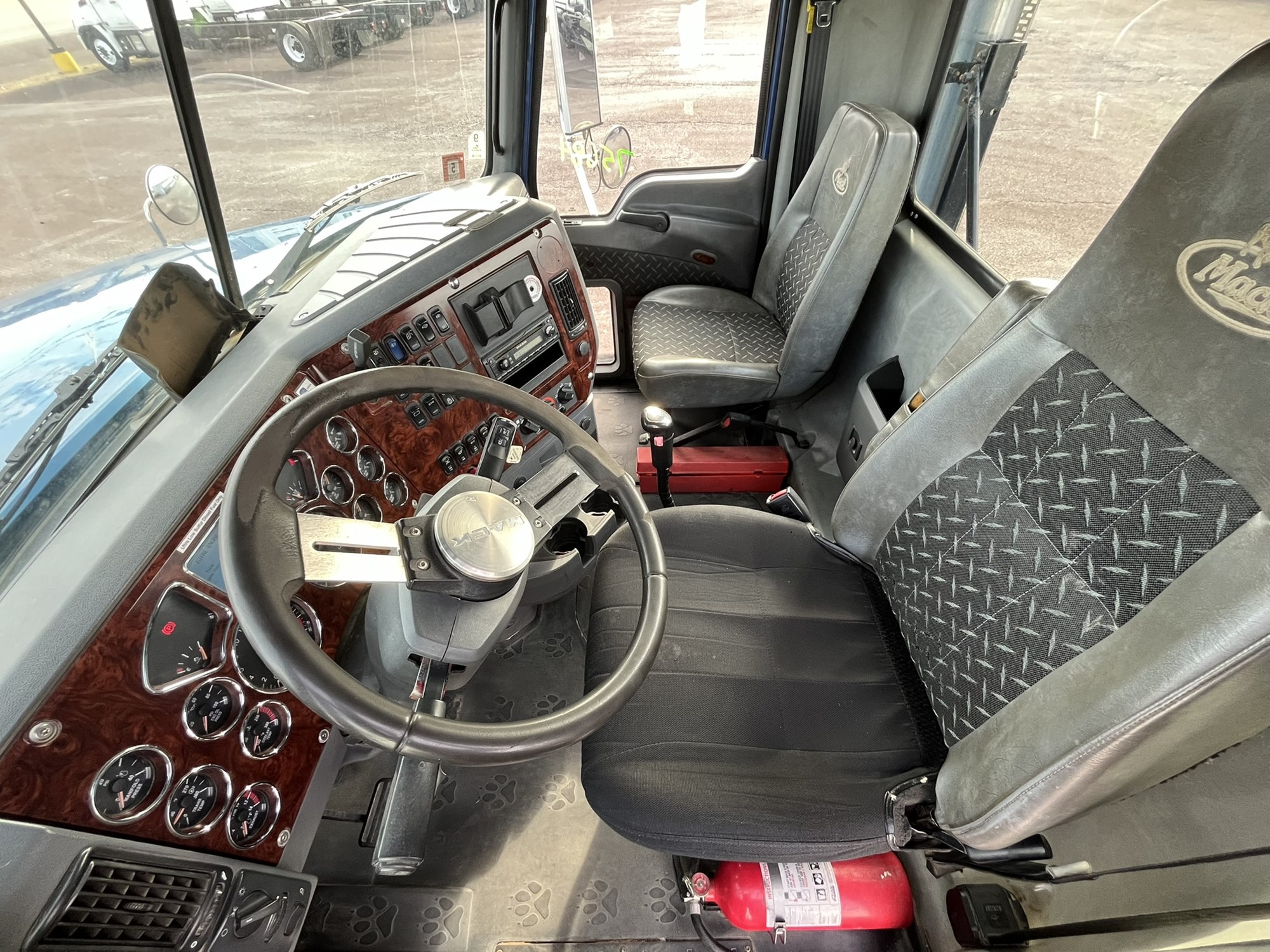 2015 MACK CHU613 1000958-13 2015 MACK CHU613 1000958-13