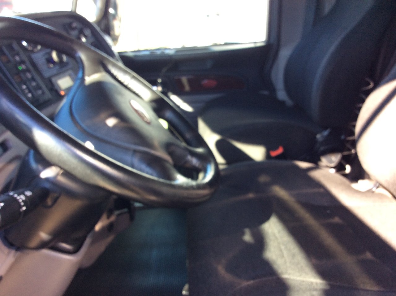 2020 PETERBILT 389 1001657-06 2020 PETERBILT 389 1001657-06