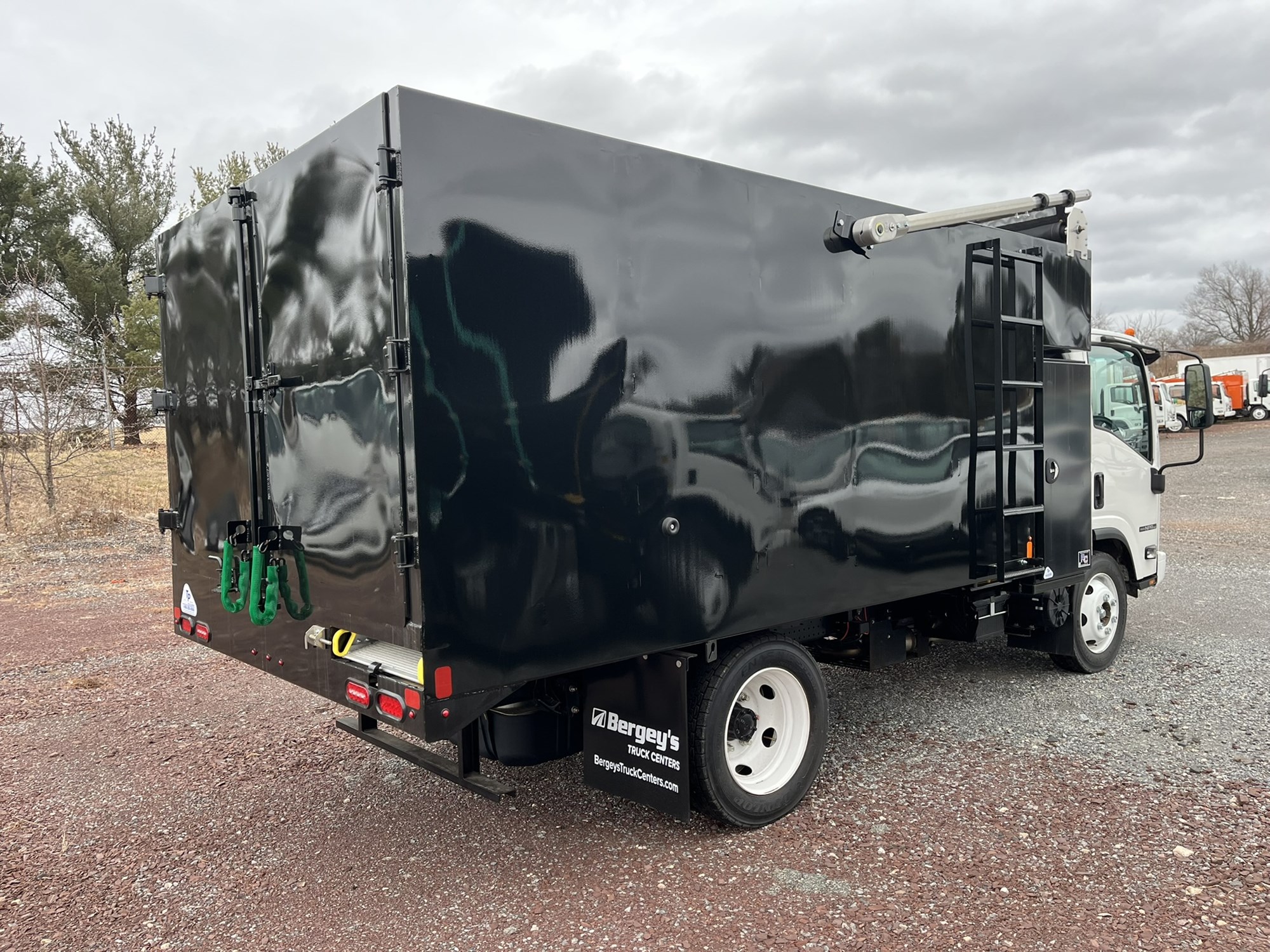 2024 ISUZU NPR HD 1003118-03 2024 ISUZU NPR HD 1003118-03