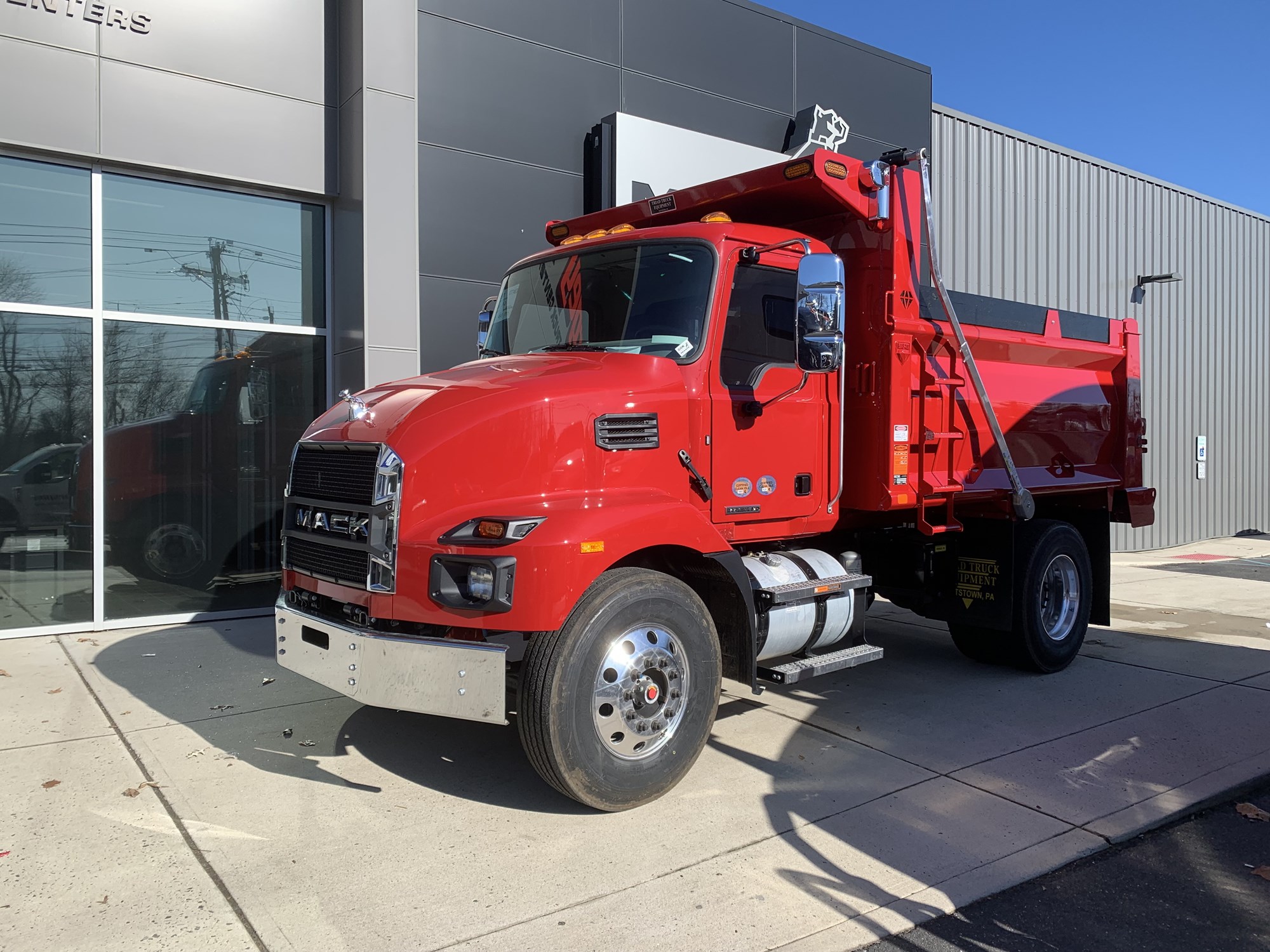 2025 MACK MD742 - Bergey's Truck Centers: Medium & Heavy Duty