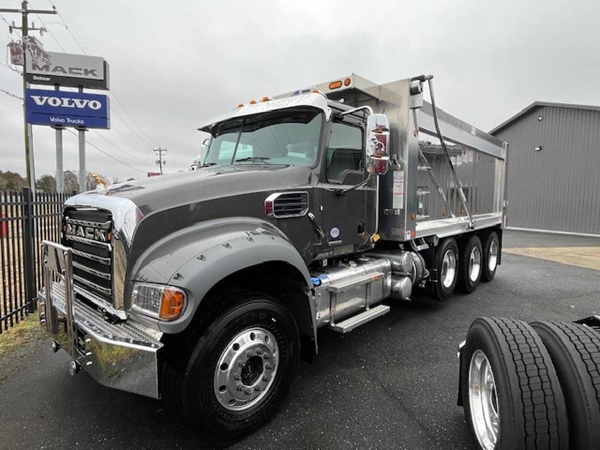 2025 Mack GR84F - Bergey's Truck Centers: Medium & Heavy Duty
