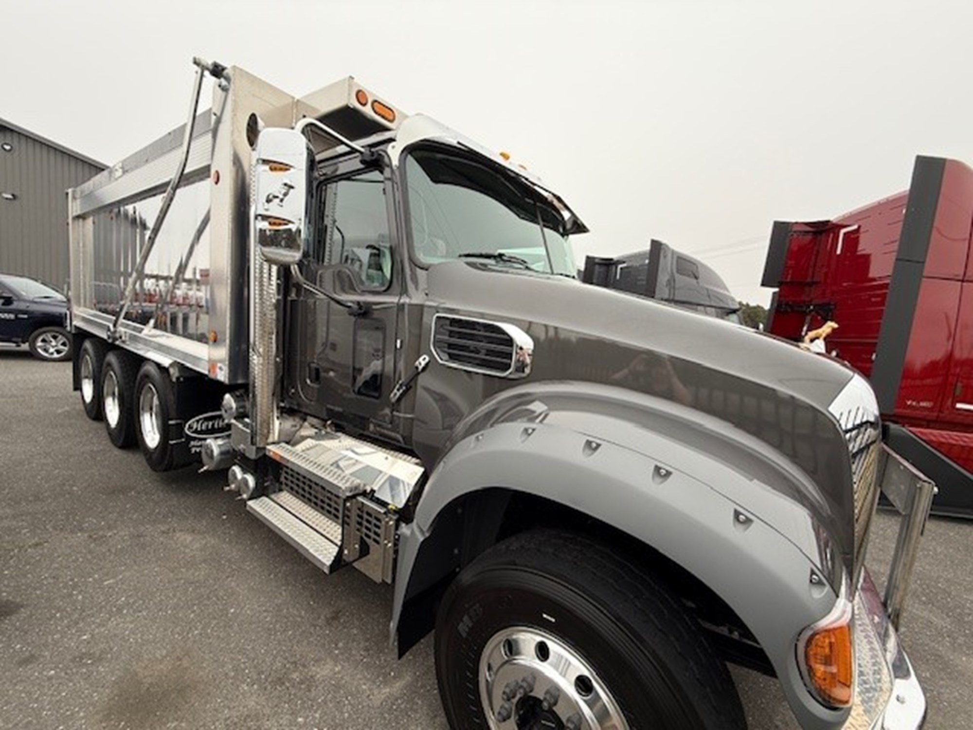 2025 Mack GR84F - Bergey's Truck Centers: Medium & Heavy Duty
