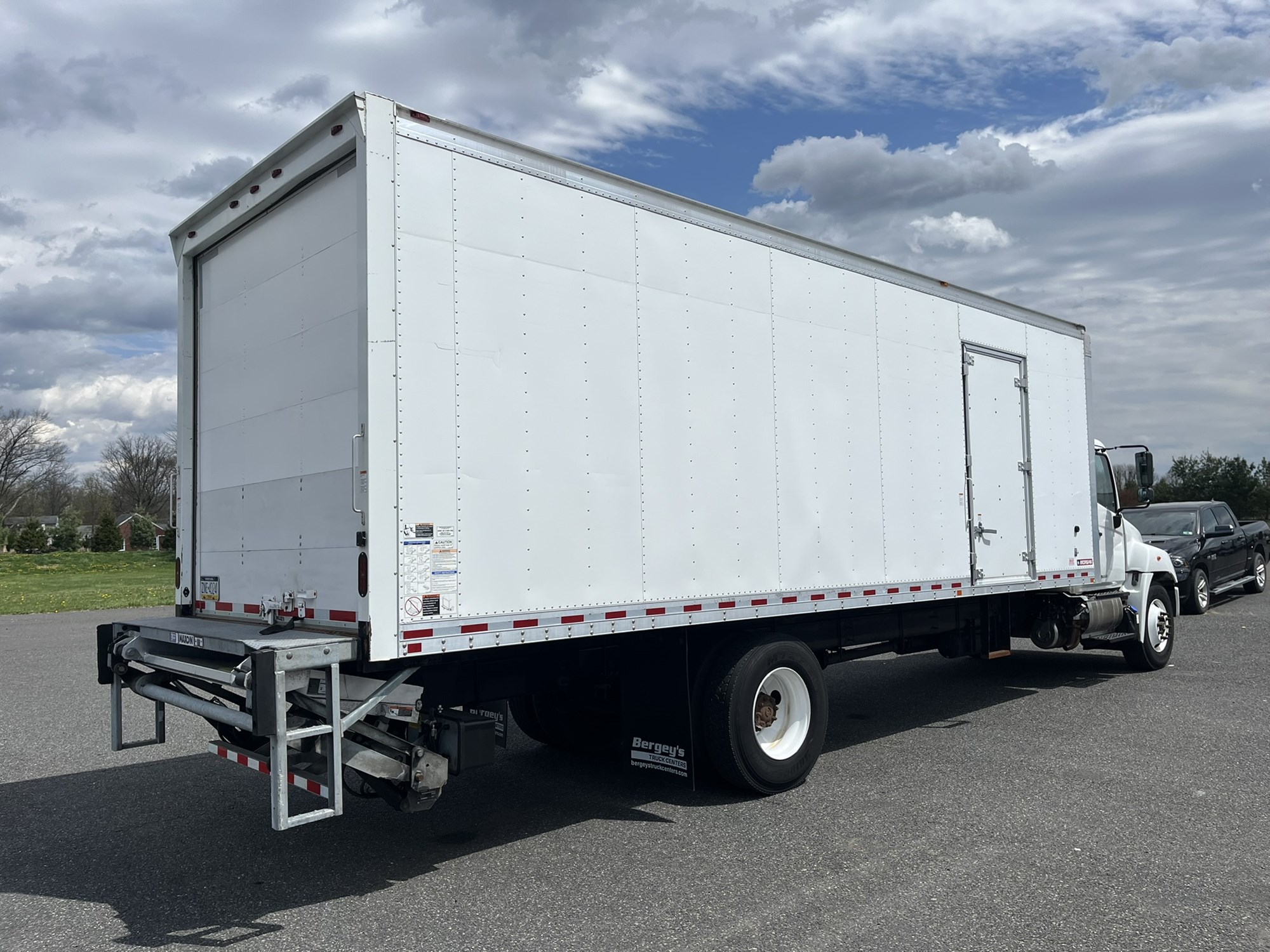 2019 HINO 268A 1000546-03 2019 HINO 268A 1000546-03