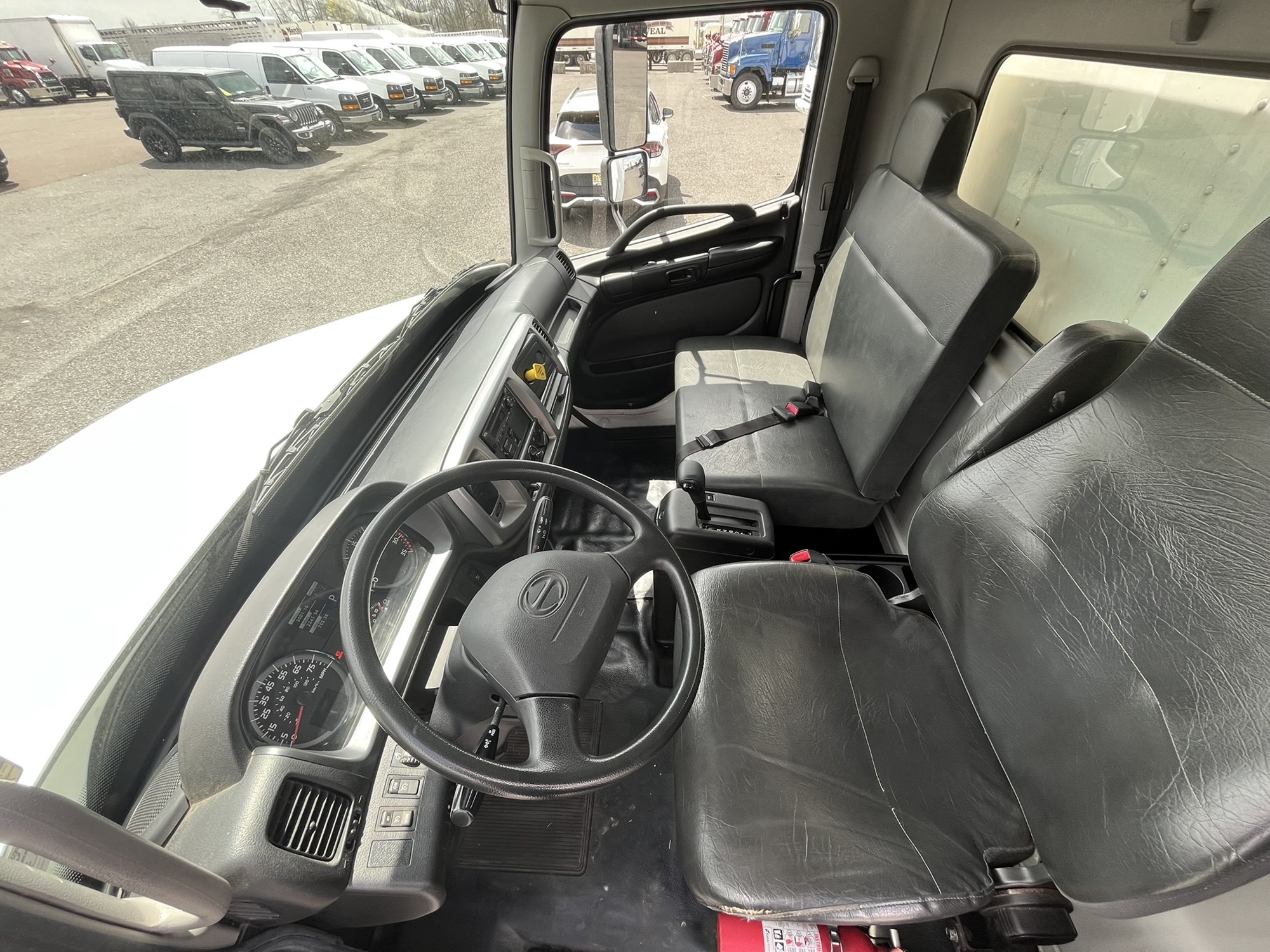 2019 HINO 268A 1000546-09 2019 HINO 268A 1000546-09