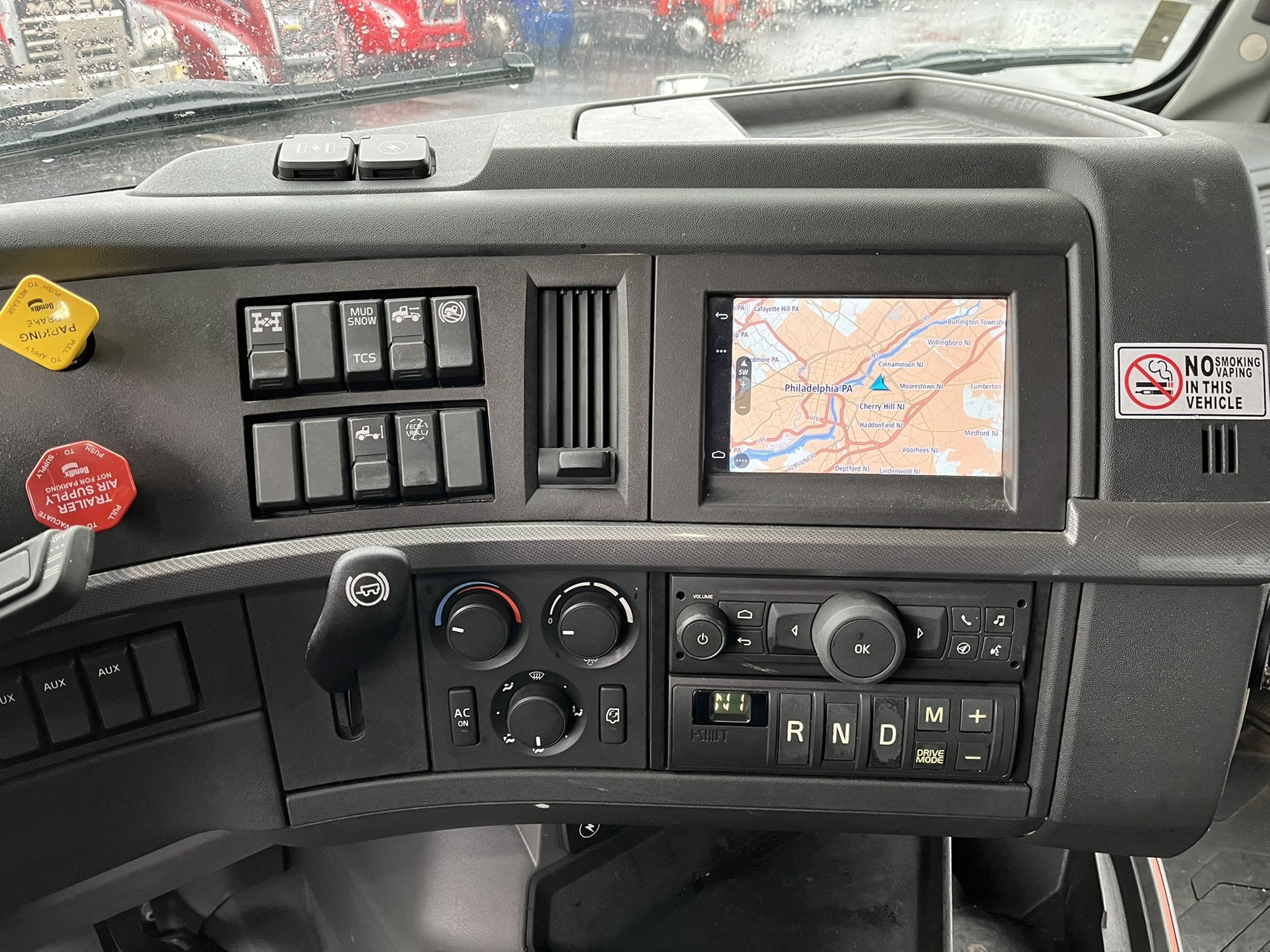 2021 VOLVO VN 1071822-07 2021 VOLVO VN 1071822-07