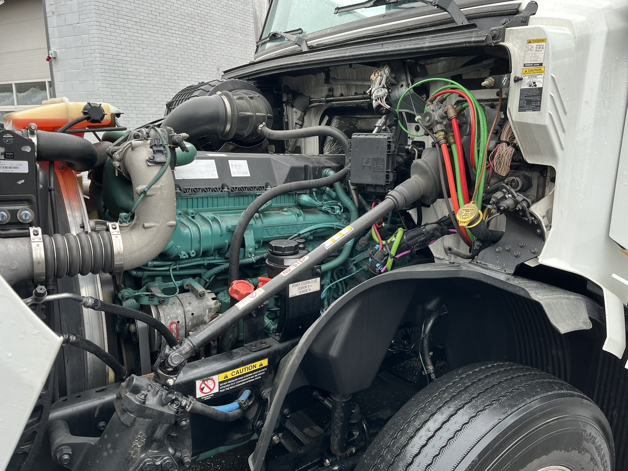 2021 VOLVO VN 1071822-10 2021 VOLVO VN 1071822-10