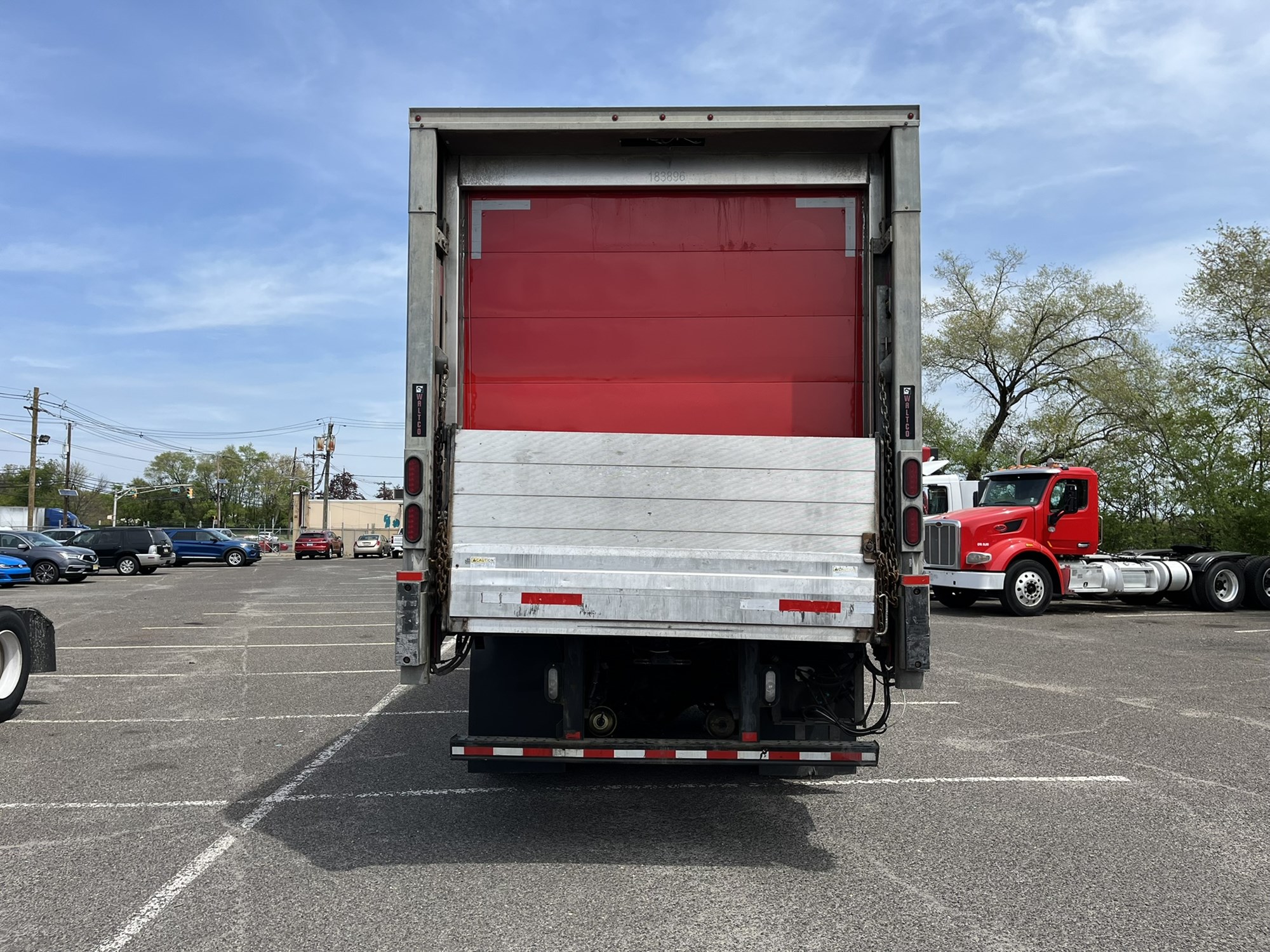 2018 FREIGHTLINER M2 1083812-05 2018 FREIGHTLINER M2 1083812-05