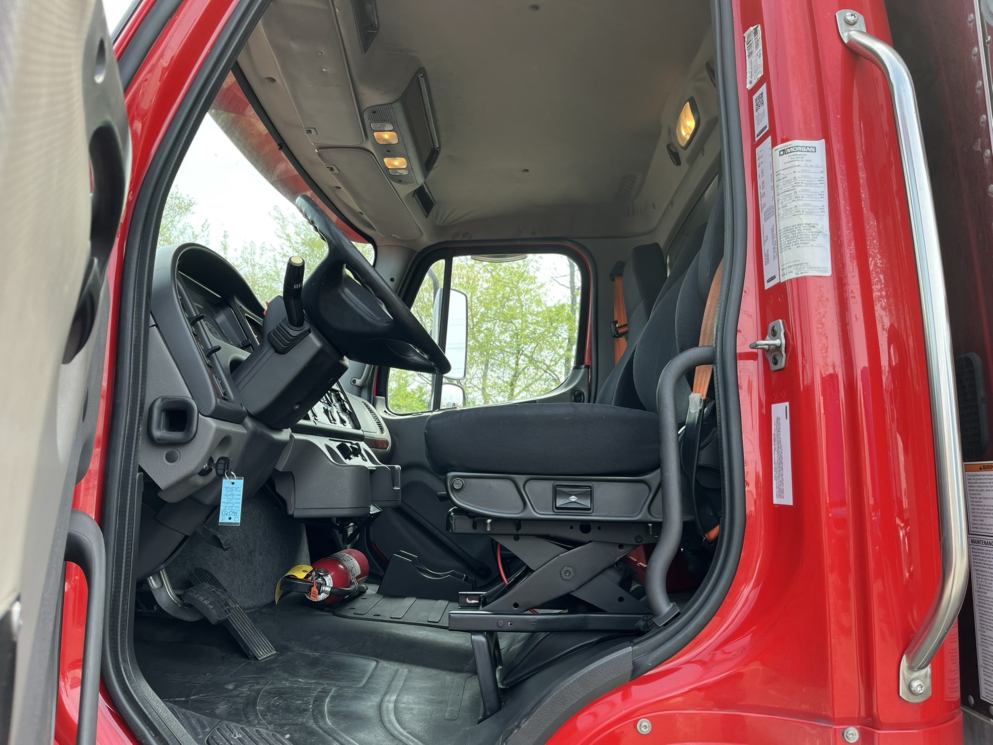 2018 FREIGHTLINER M2 1083812-07 2018 FREIGHTLINER M2 1083812-07