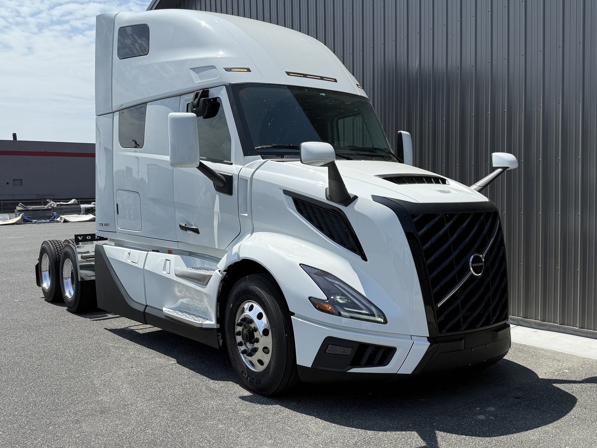 2026 Volvo New VNL64T660 1073770-01 2026 Volvo New VNL64T660 1073770-01