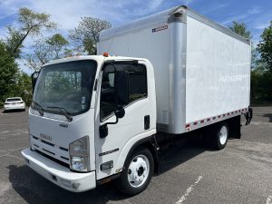 2015 Isuzu NPR/NPR-HD 1077866-01