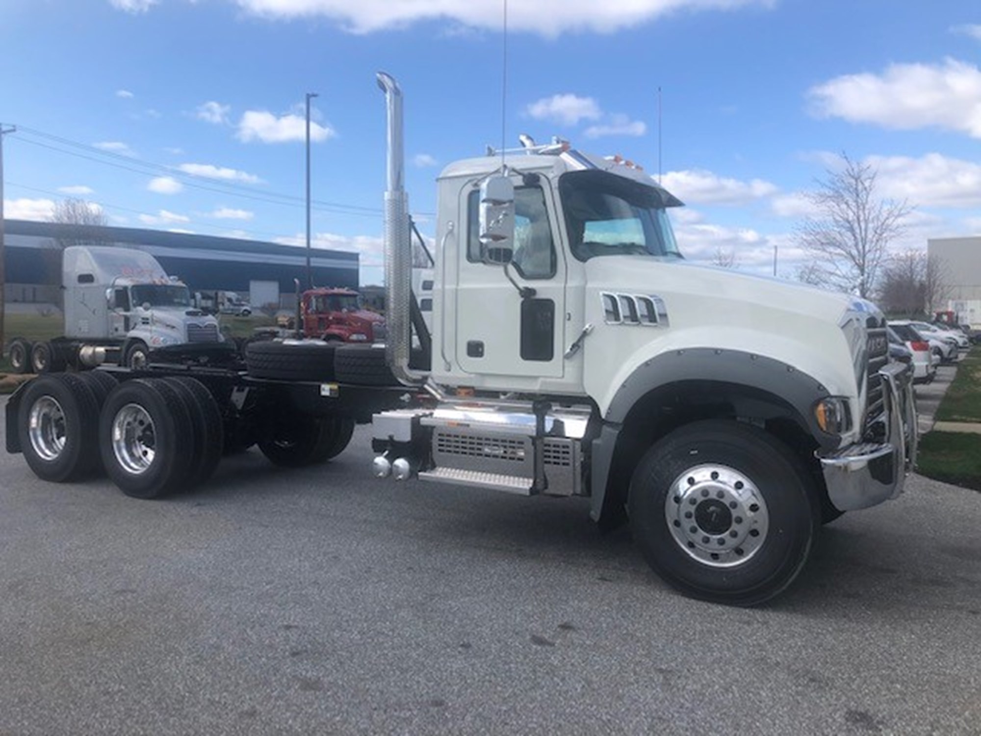 2025 MACK GR64FT - image 1 of 1
