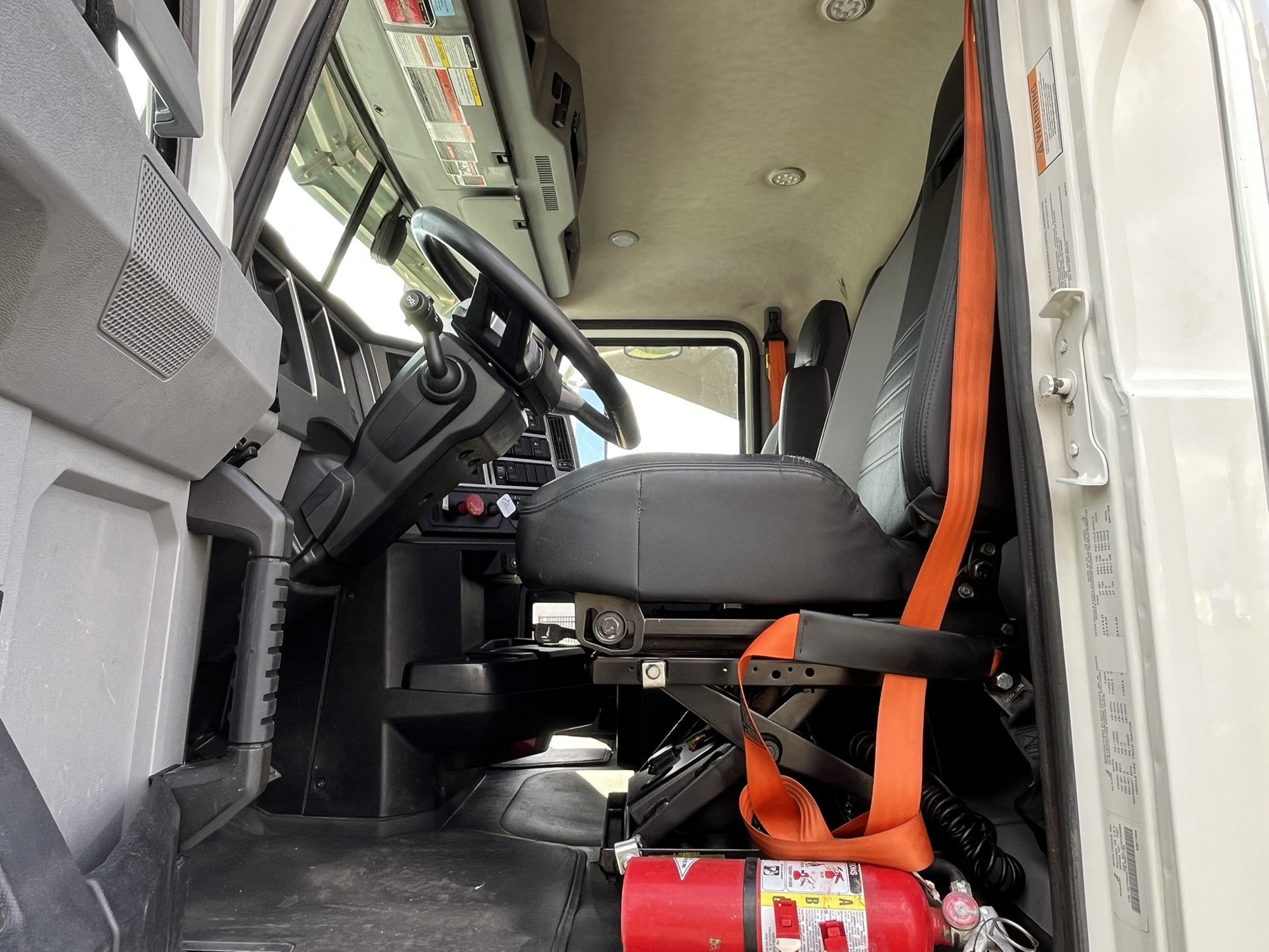 2020 MACK PINNACLE 1086495-08 2020 MACK PINNACLE 1086495-08