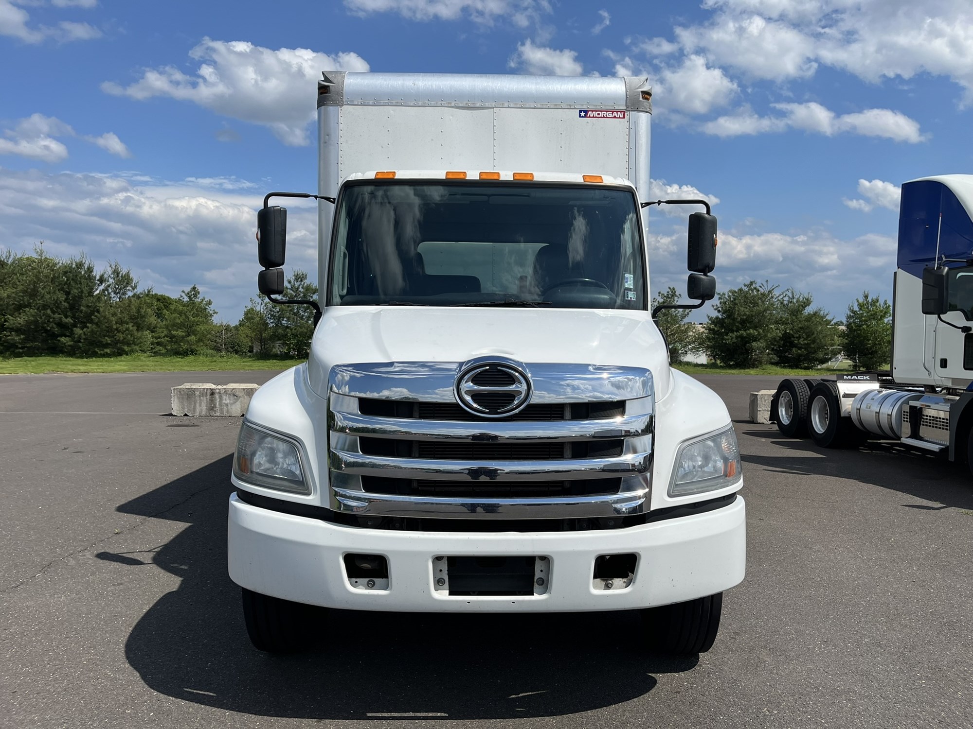 2018 HINO 268A 1000480-02 2018 HINO 268A 1000480-02