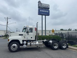 2026 MACK PI64T 1075295-01