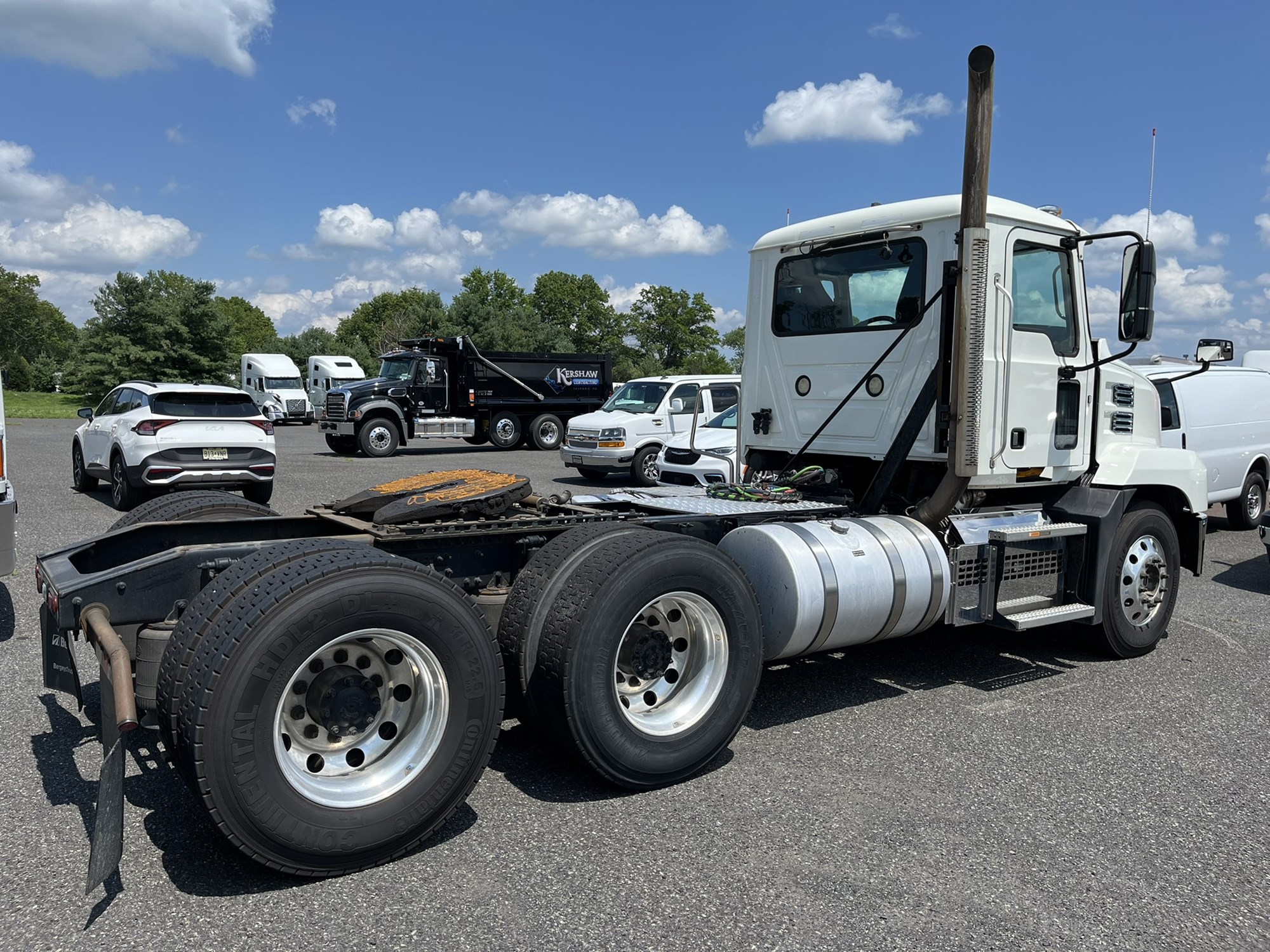 2020 MACK AN64T 1000092-04 2020 MACK AN64T 1000092-04