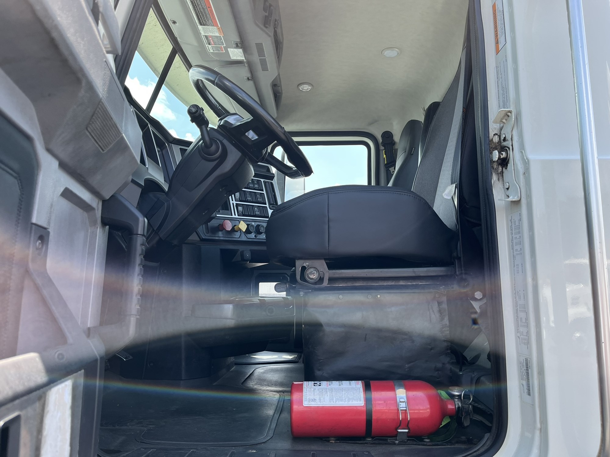 2020 MACK AN64T 1000092-07 2020 MACK AN64T 1000092-07