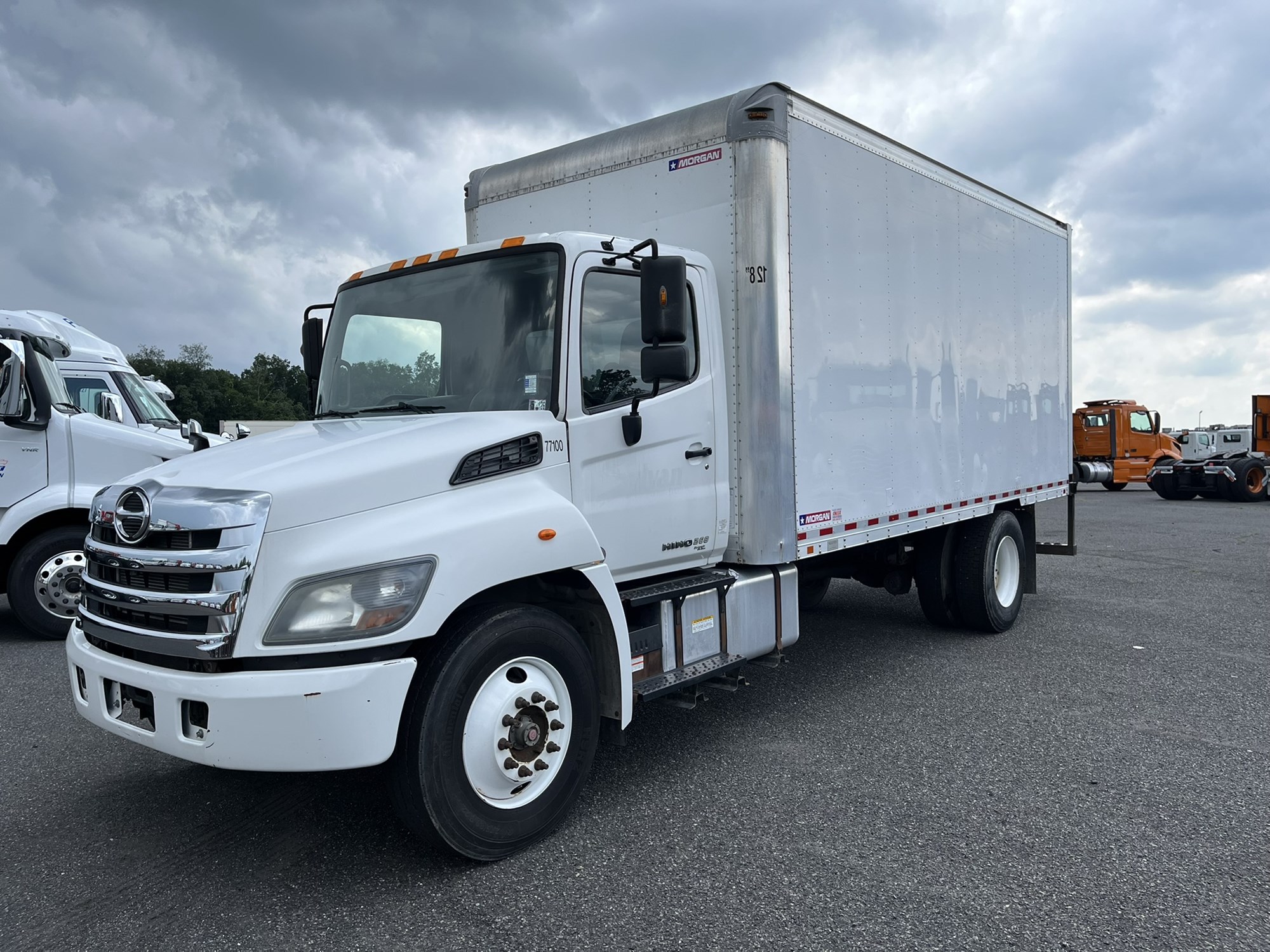 2017 HINO 268A - image 1 of 6