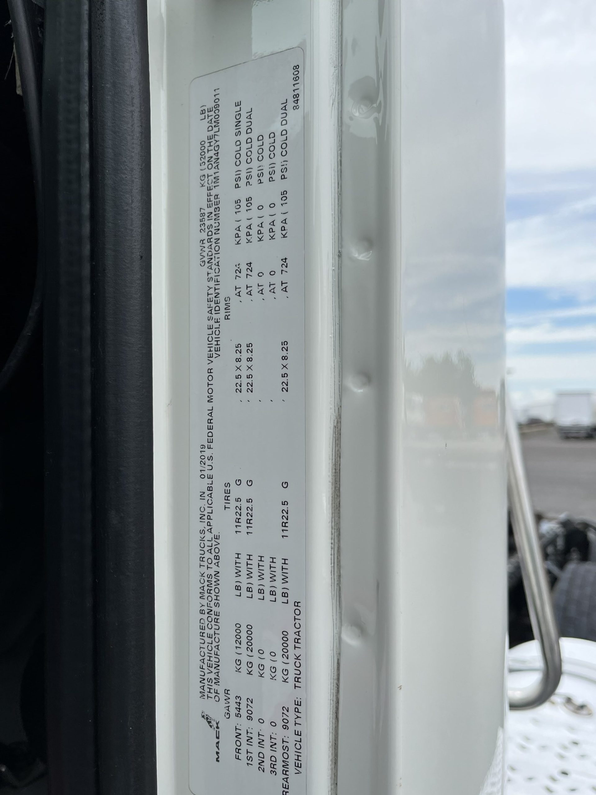 2020 MACK AN64T 1001038-05 2020 MACK AN64T 1001038-05