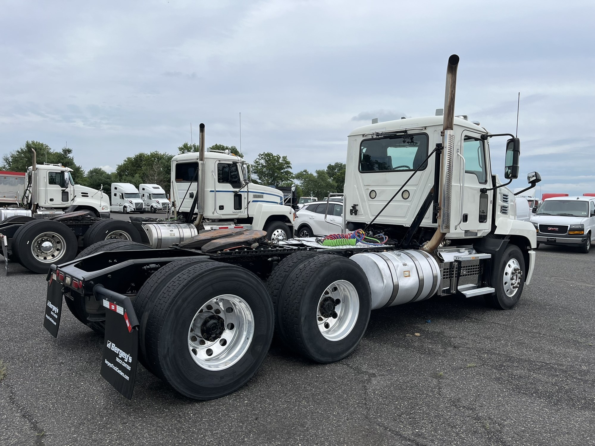 2020 MACK AN64T 1001038-08 2020 MACK AN64T 1001038-08