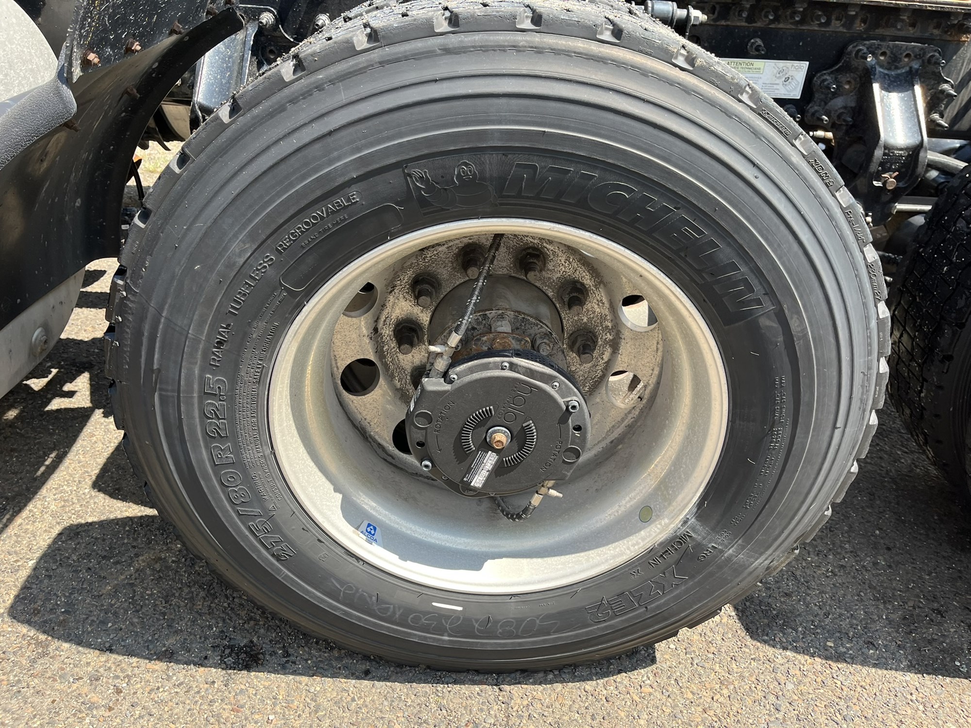 2020 VOLVO VNR 1059002-19 2020 VOLVO VNR 1059002-19