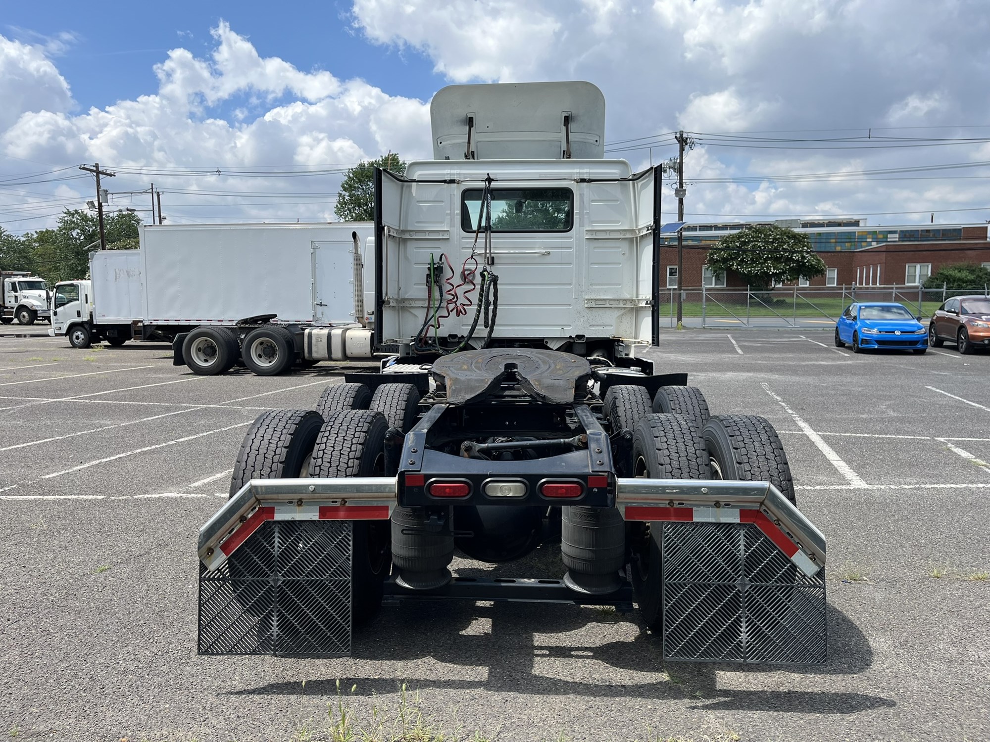 2020 VOLVO VNR 1059027-05 2020 VOLVO VNR 1059027-05