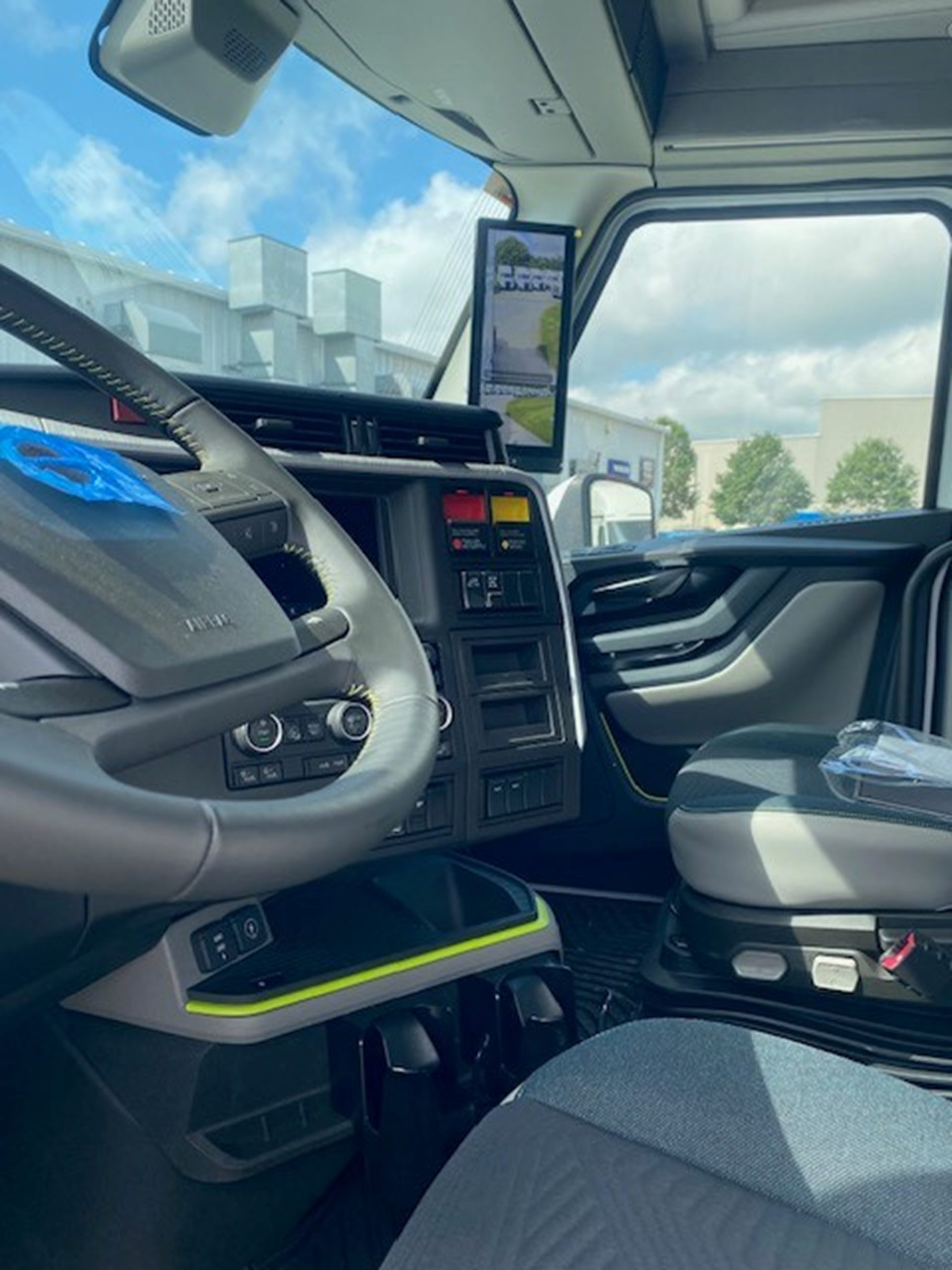 2026 VOLVO New VNL64T860 1079311-05 2026 VOLVO New VNL64T860 1079311-05