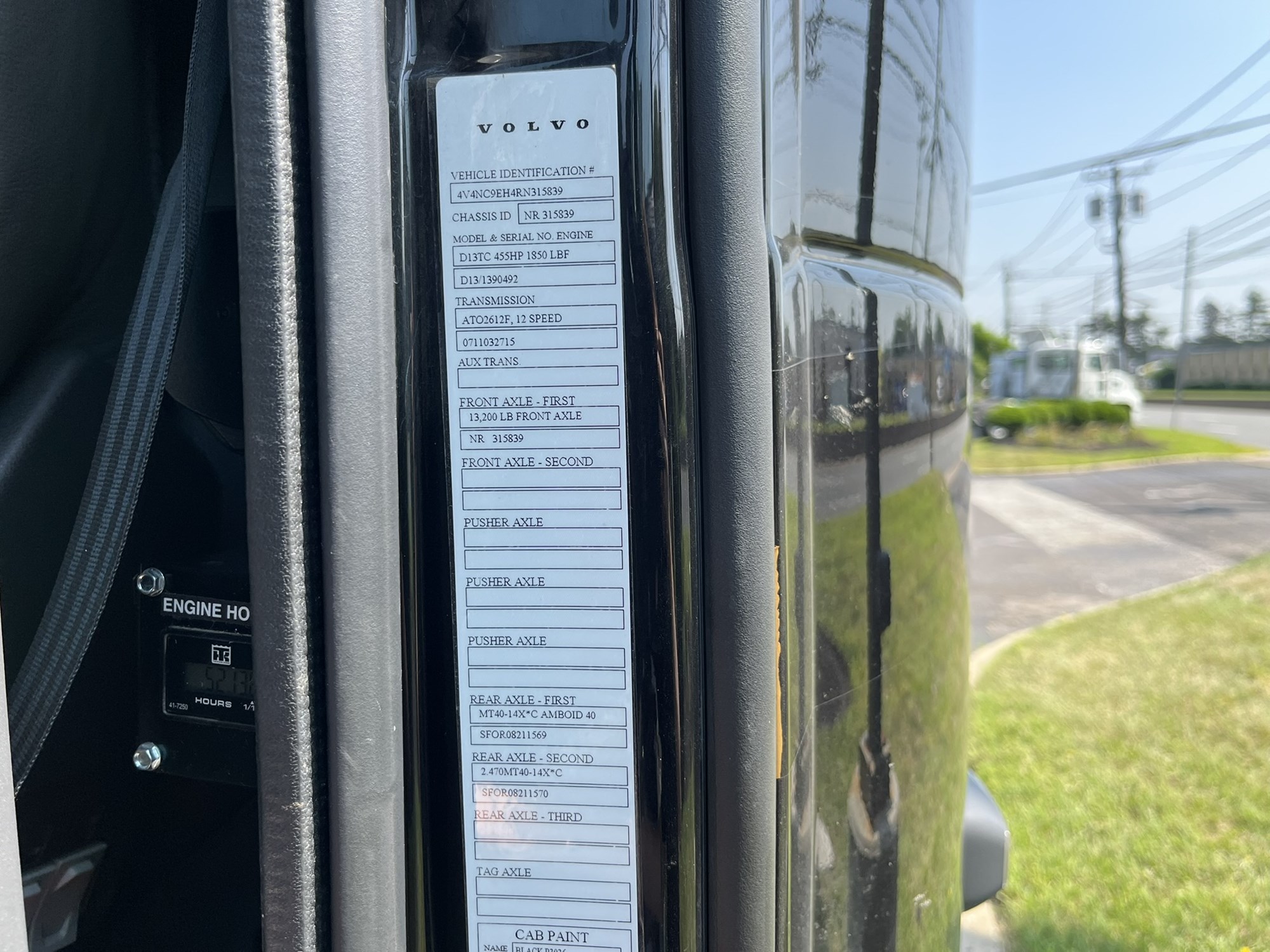 2024 Volvo VNL 1091449-17 2024 Volvo VNL 1091449-17