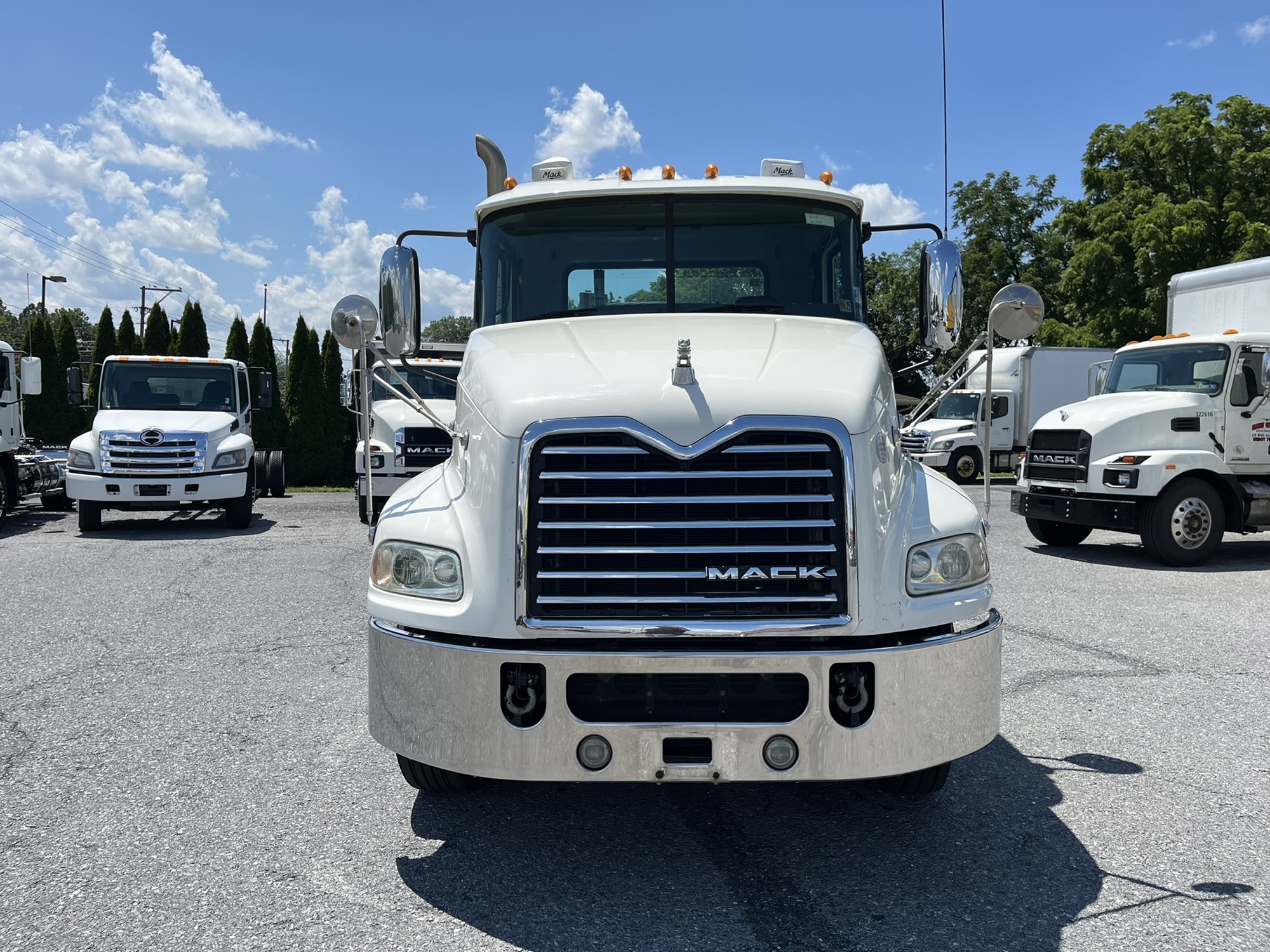 2015 MACK CXU613 1211448-02 2015 MACK CXU613 1211448-02