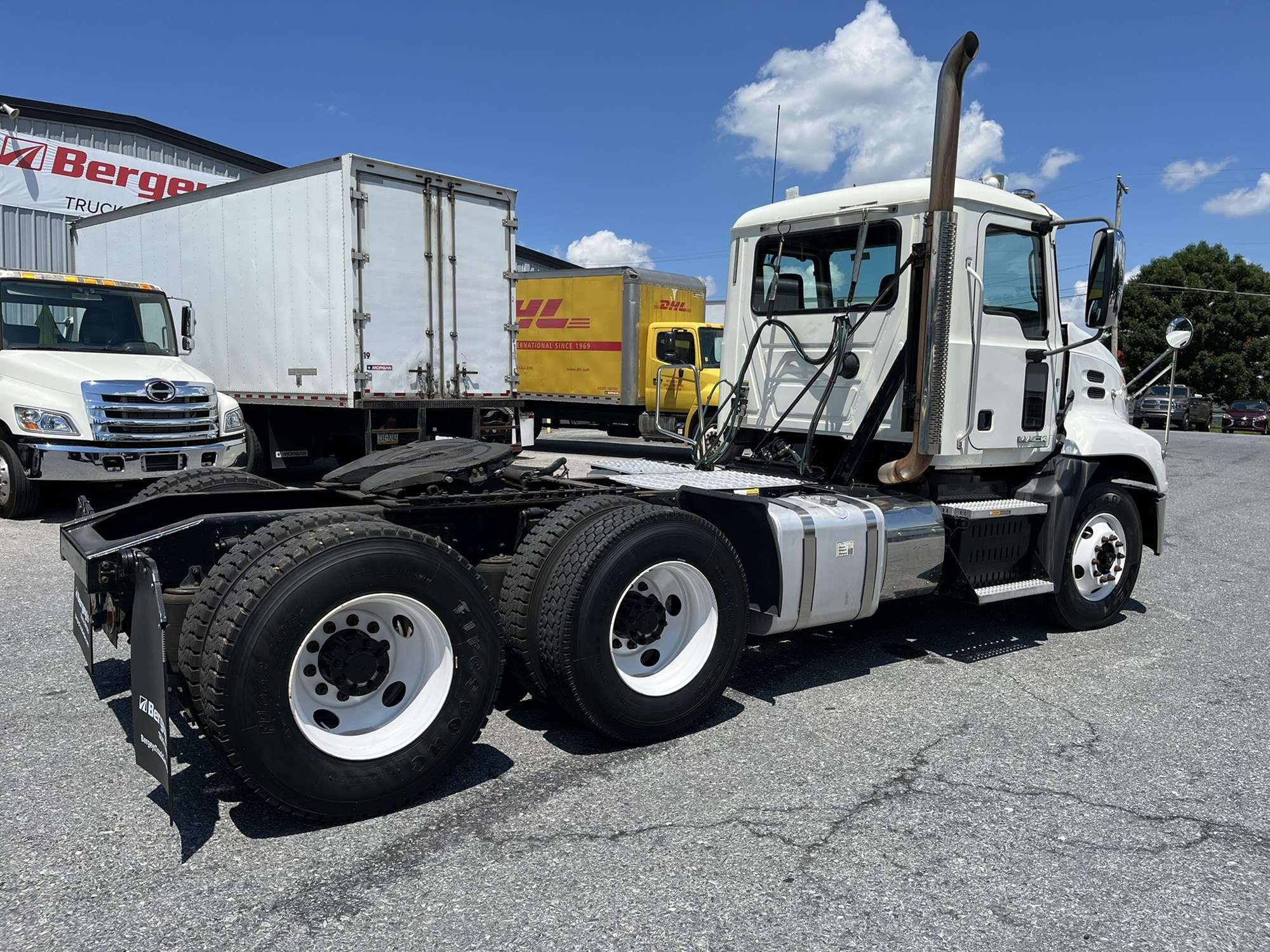 2015 MACK CXU613 1211448-04 2015 MACK CXU613 1211448-04