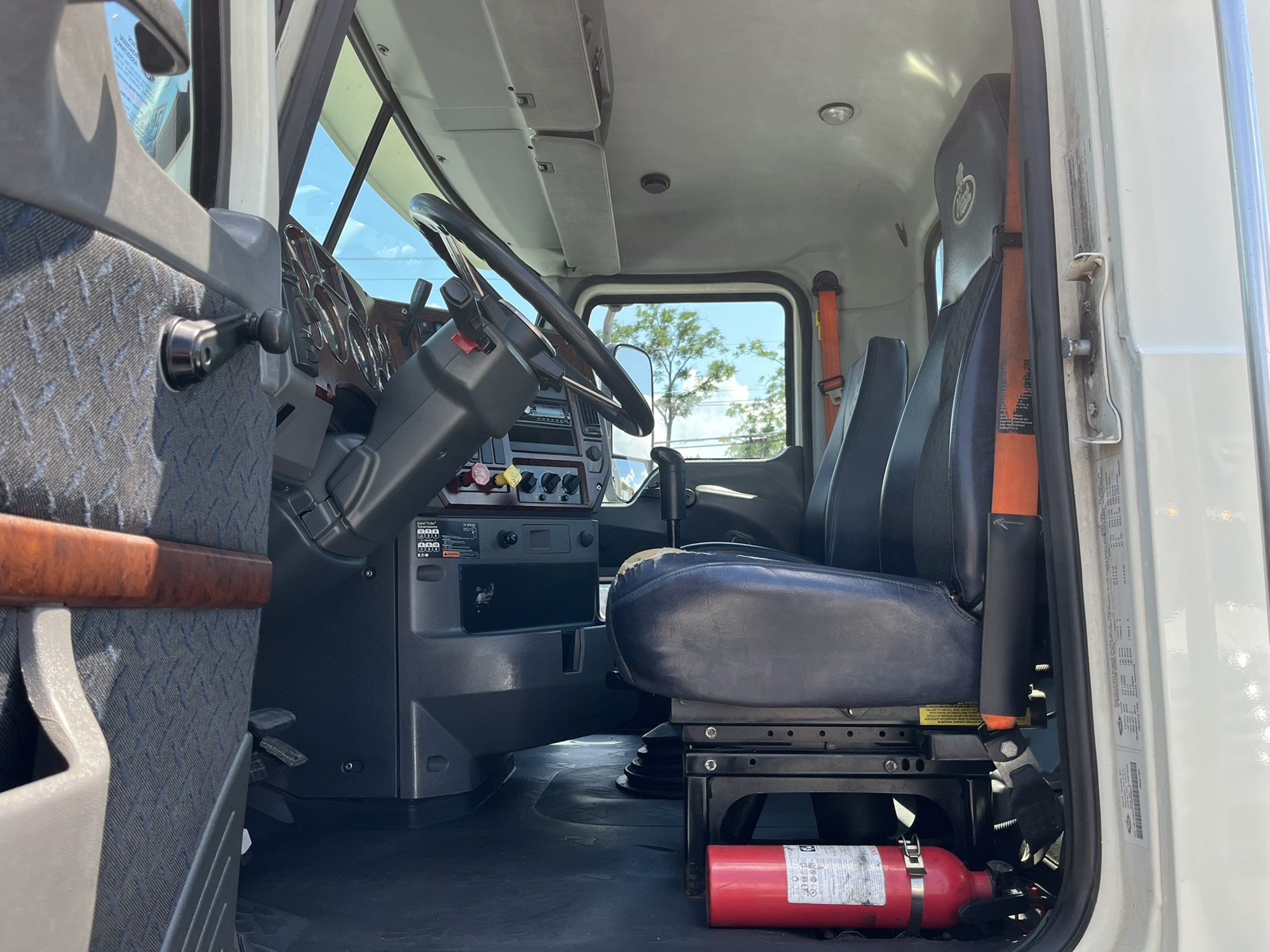 2015 MACK CXU613 1211448-07 2015 MACK CXU613 1211448-07