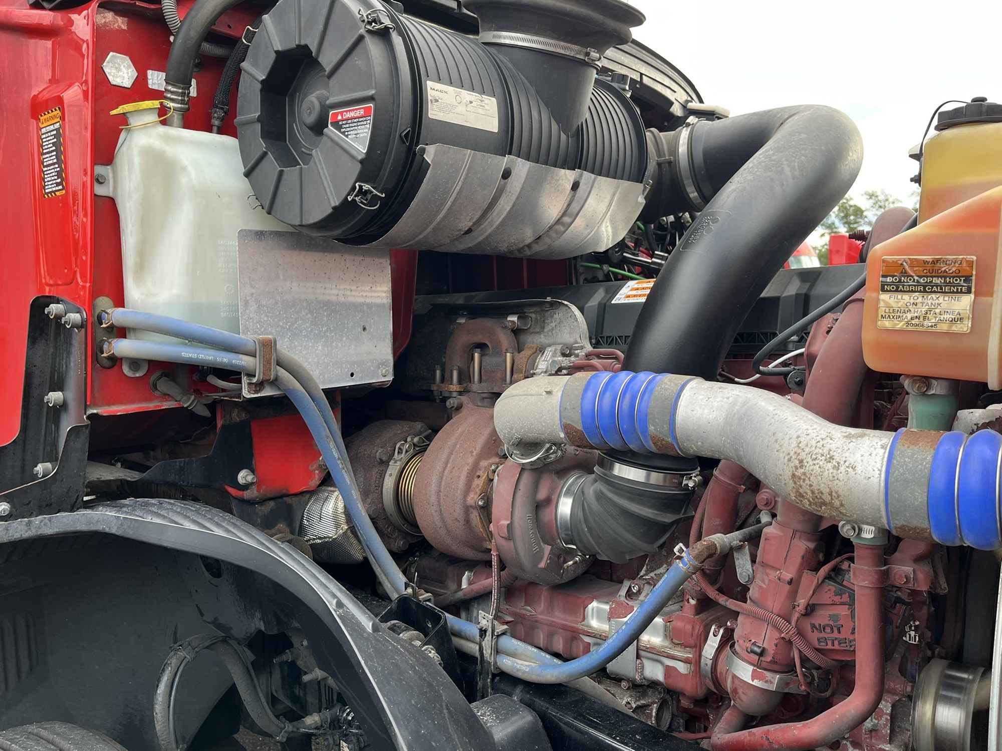 2020 MACK AN64T 1000059-15 2020 MACK AN64T 1000059-15