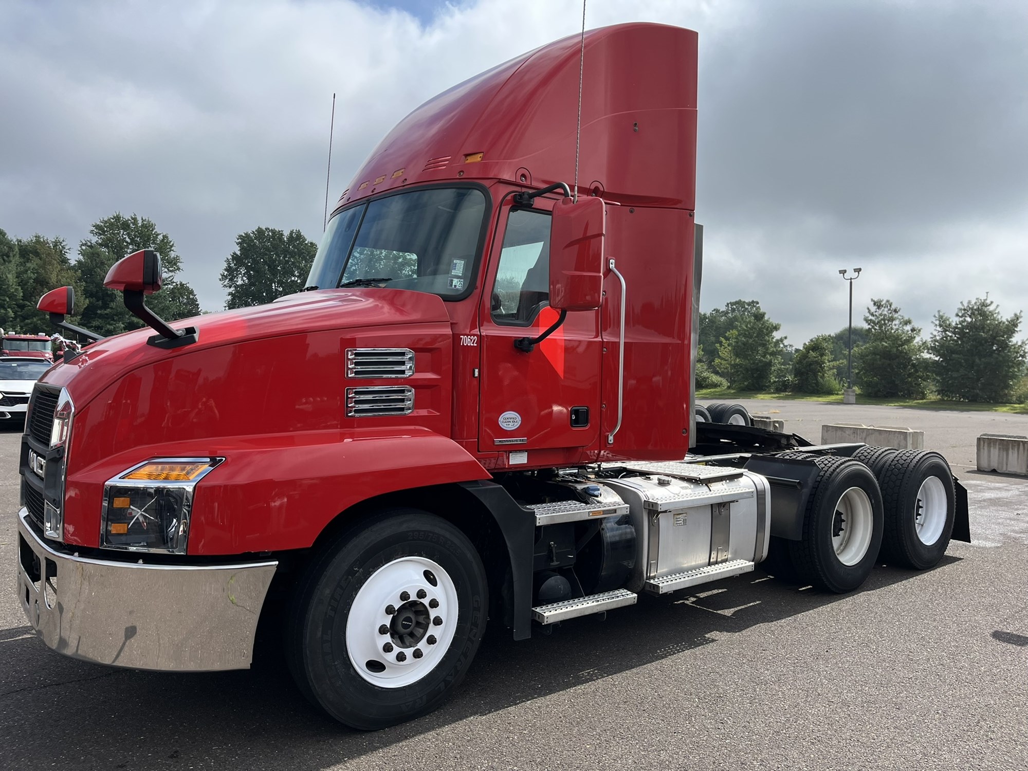2020 MACK AN64T - image 1 of 6