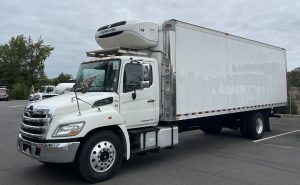 2014 HINO 338 1000356-01