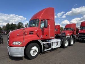 2016 MACK CXU613 1000964-01