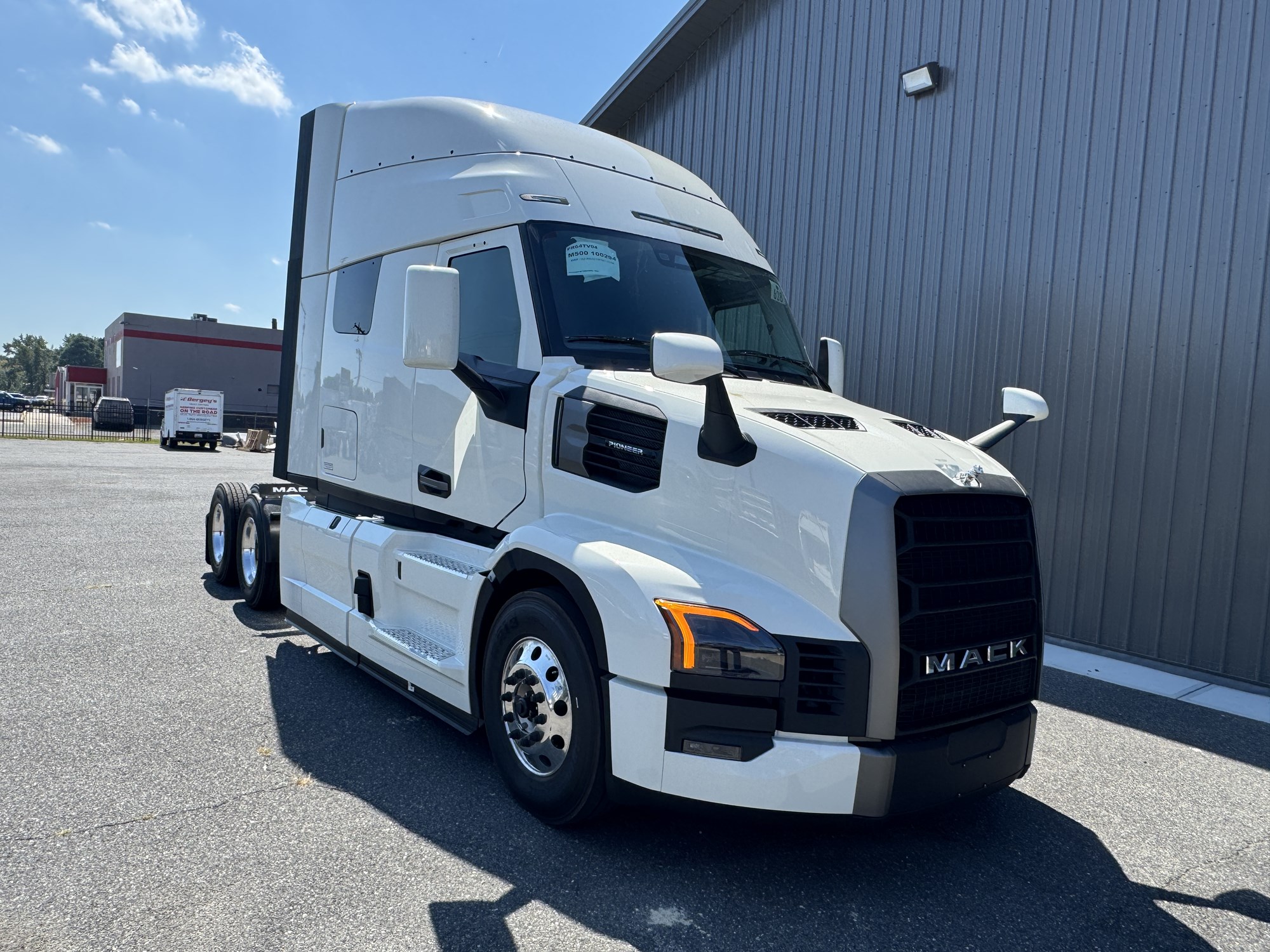 2026 Mack PIONEER - image 2 of 6
