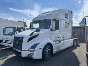 2023 VOLVO VNL860 1092245-01