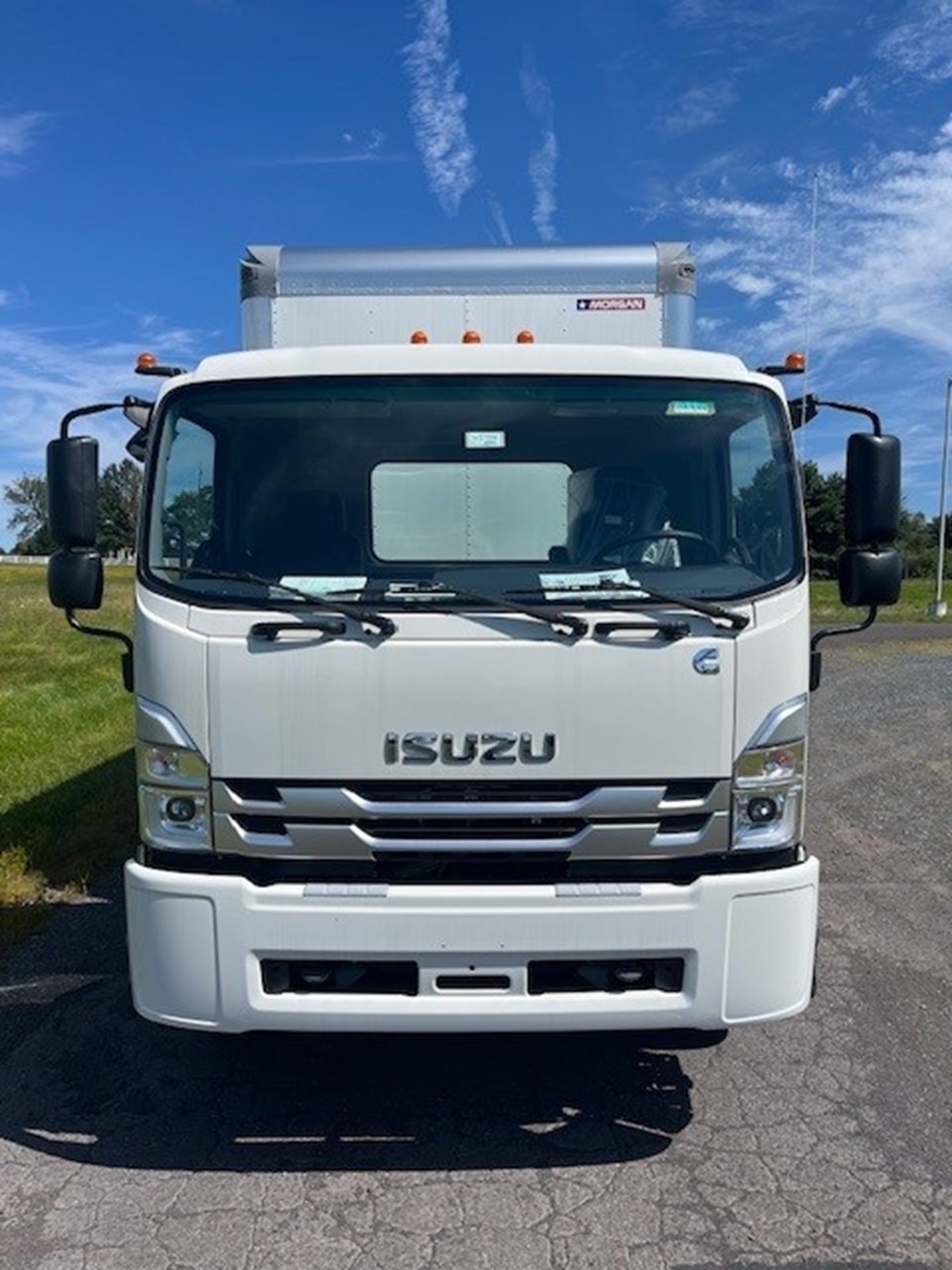 2025 ISUZU FTR - image 2 of 6