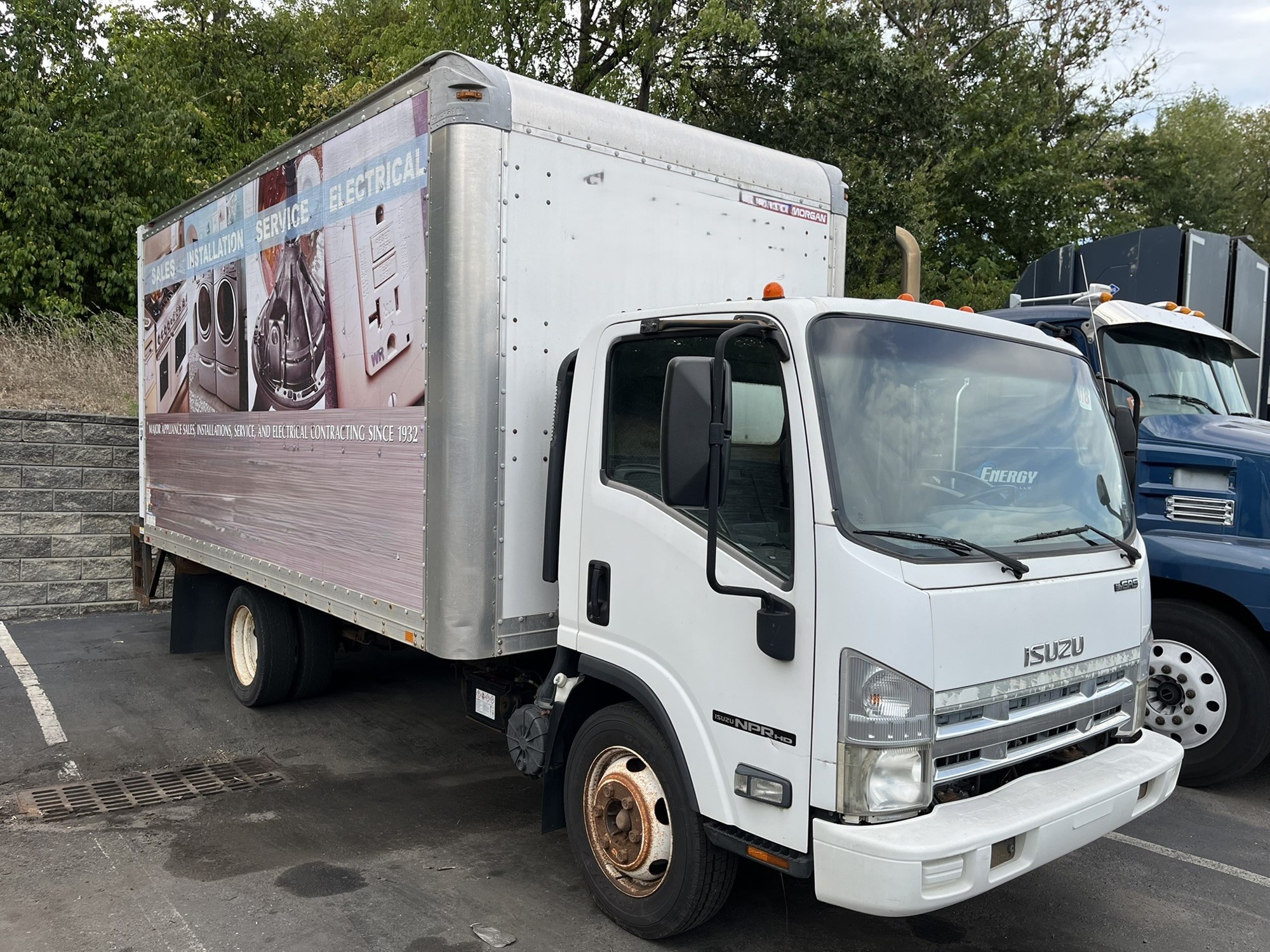 2012 ISUZU NPR HD - image 2 of 3
