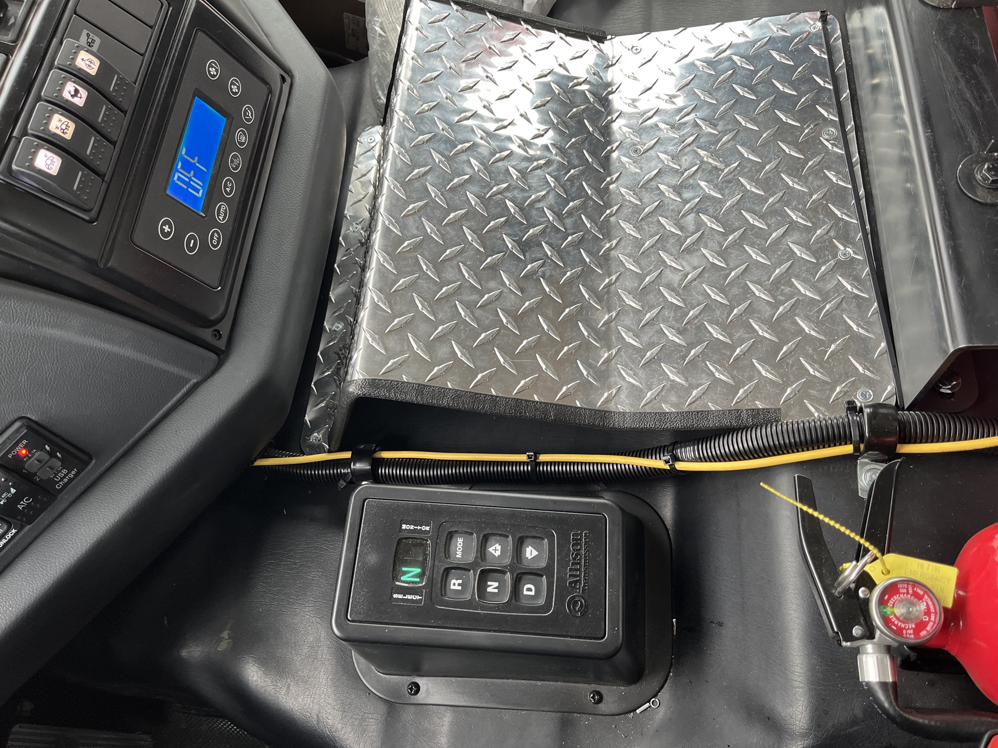 2025 Autocar ACMD64 1067213-12 2025 Autocar ACMD64 1067213-12