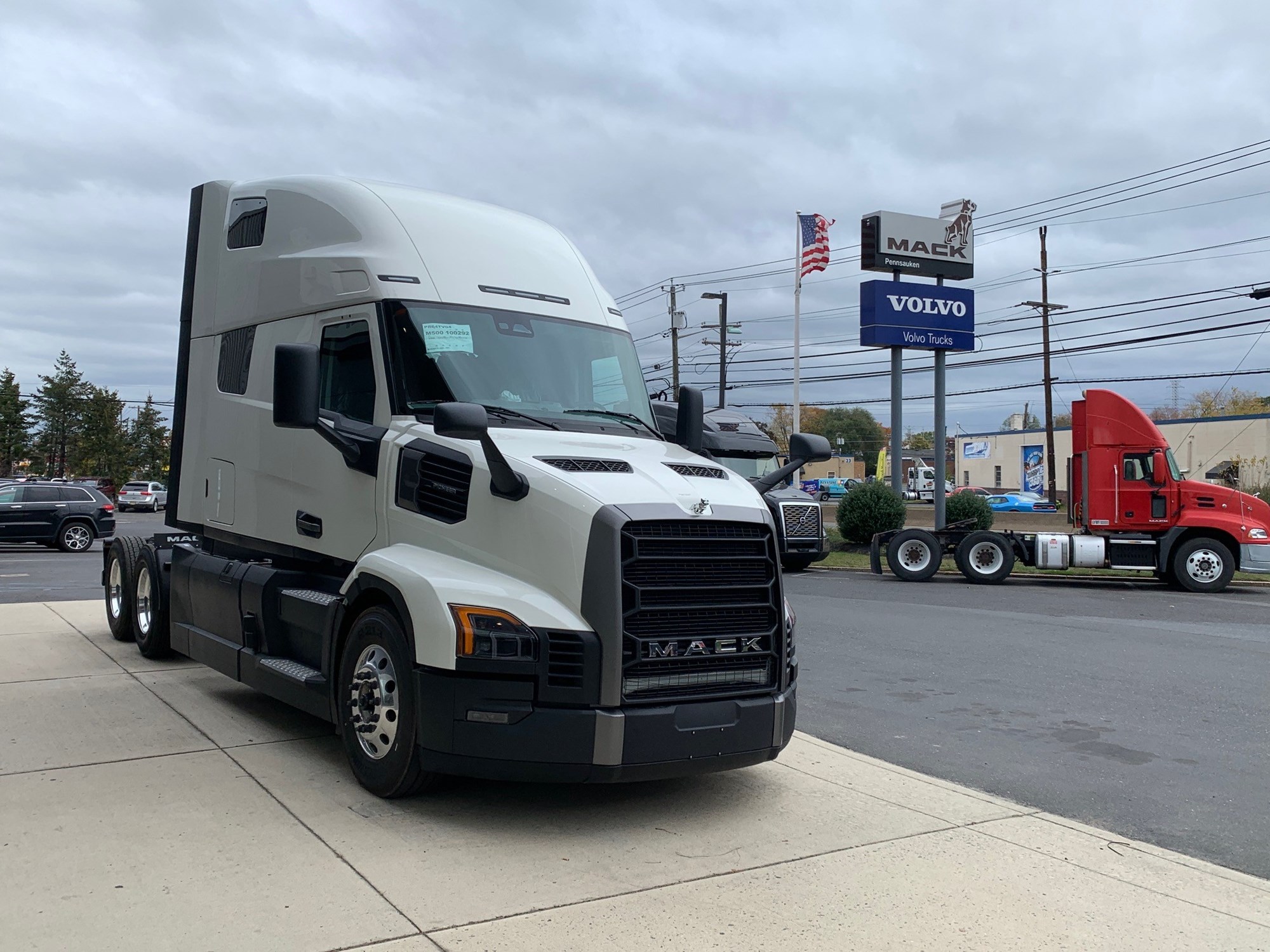 2026 MACK PIONEER 64T 76 1083121-02 2026 MACK PIONEER 64T 76 1083121-02