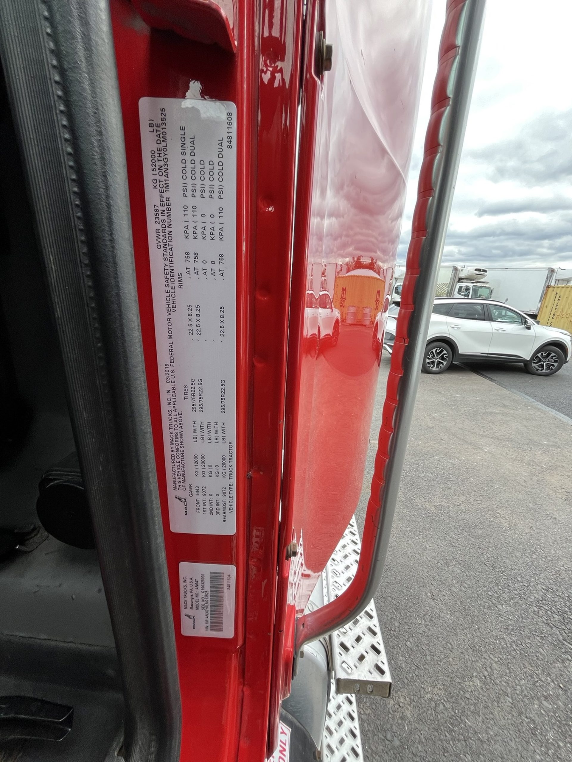 2020 MACK AN64T 1000052-12 2020 MACK AN64T 1000052-12